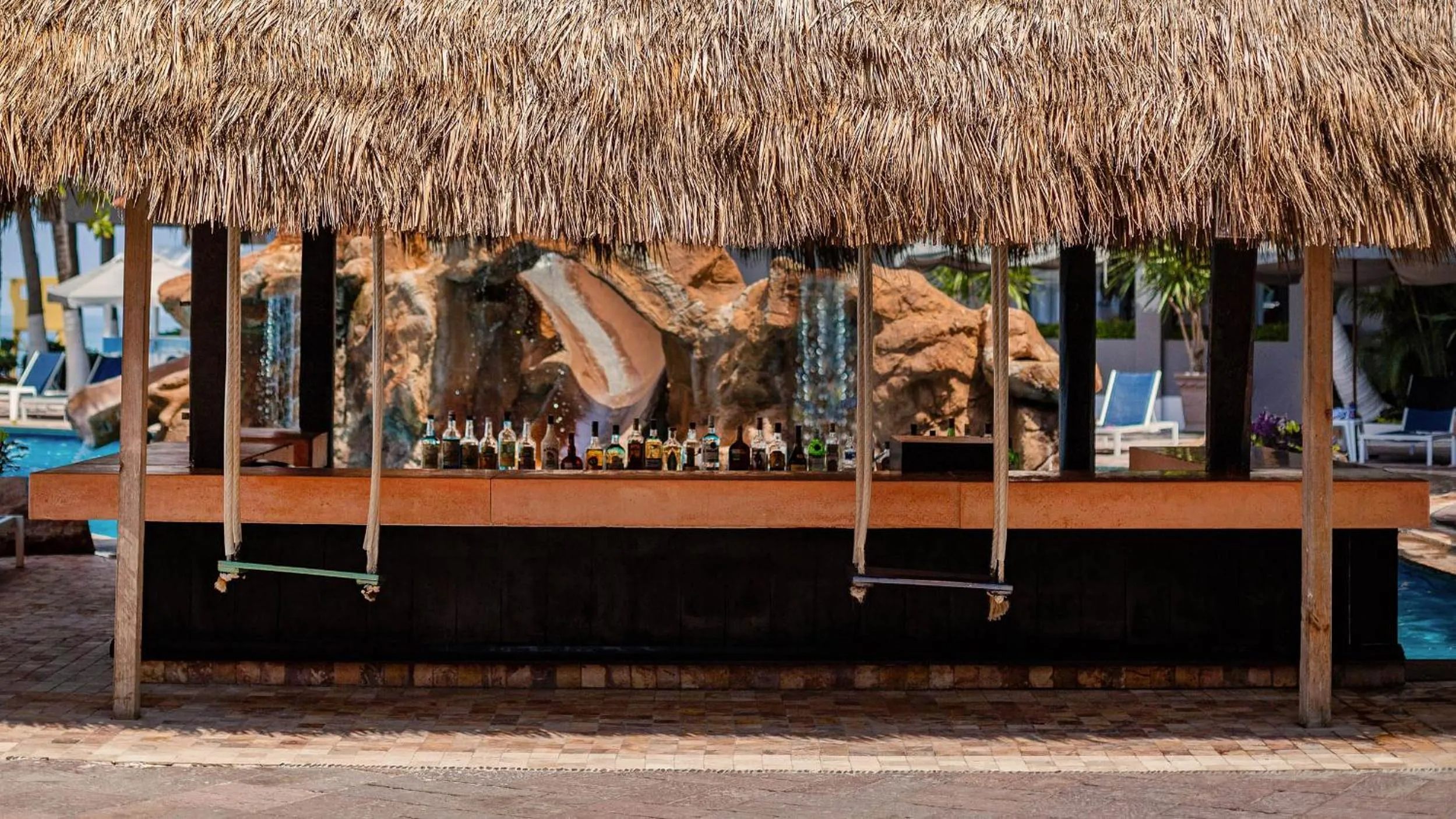 minibar in Luna Palace