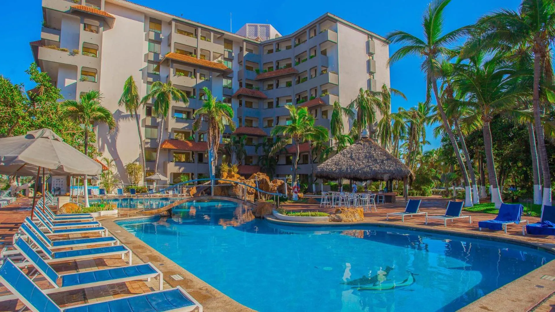 Swimming pool in Luna Palace