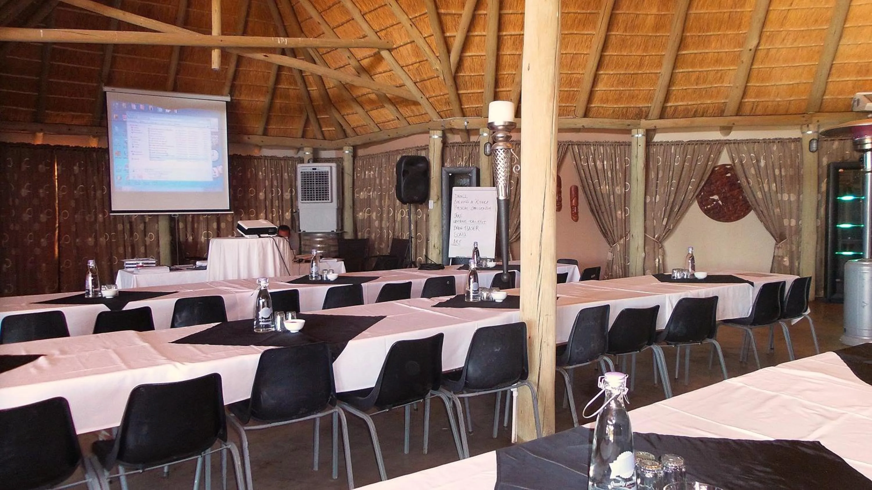 Banquet/Function facilities in Lapa Lange Game Lodge