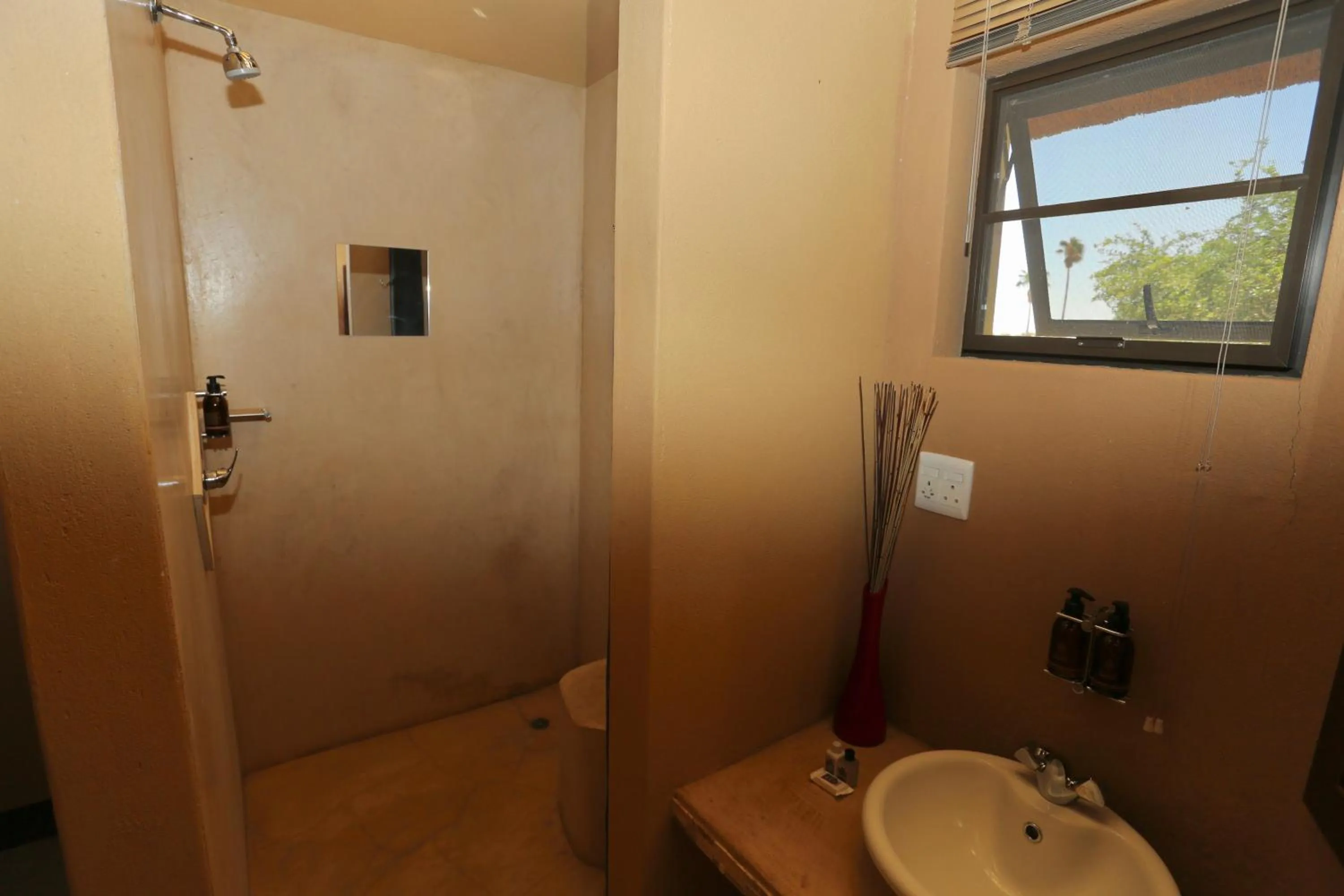 Bathroom in Lapa Lange Game Lodge