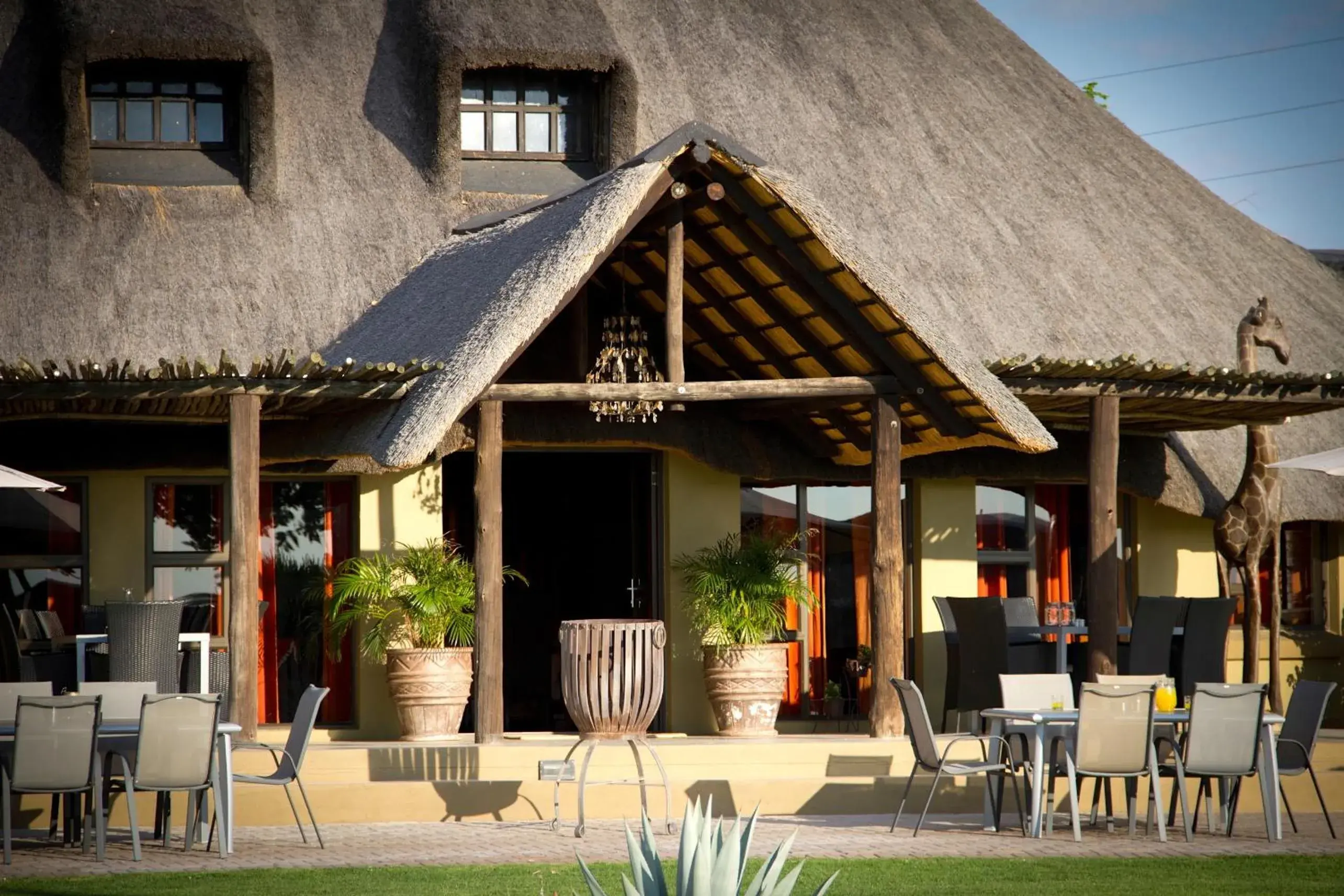 Restaurant/places to eat in Lapa Lange Game Lodge Restaurant/places to eat in Lapa Lange Game Lodge
