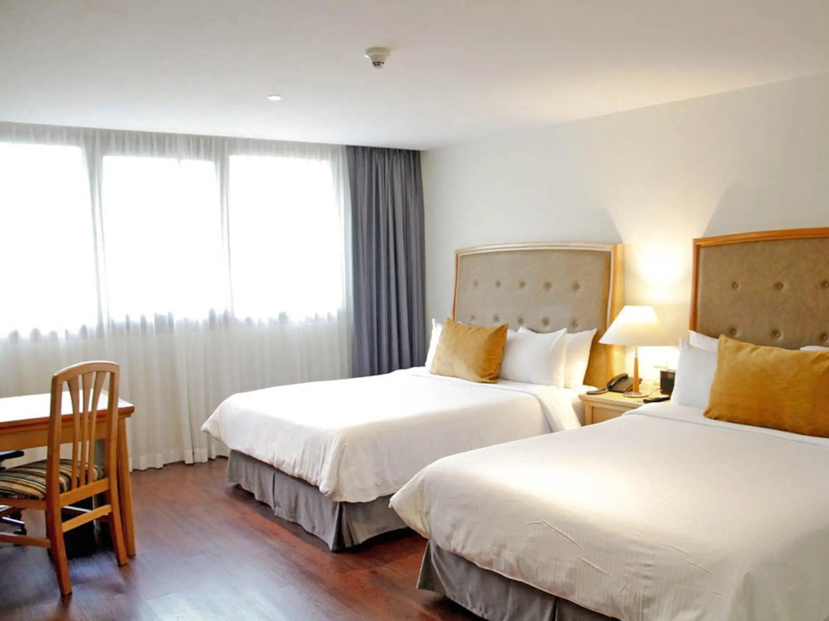 Photo of the whole room, Bed in Hotel Riazor Aeropuerto Photo of the whole room, Bed in Hotel Riazor Aeropuerto