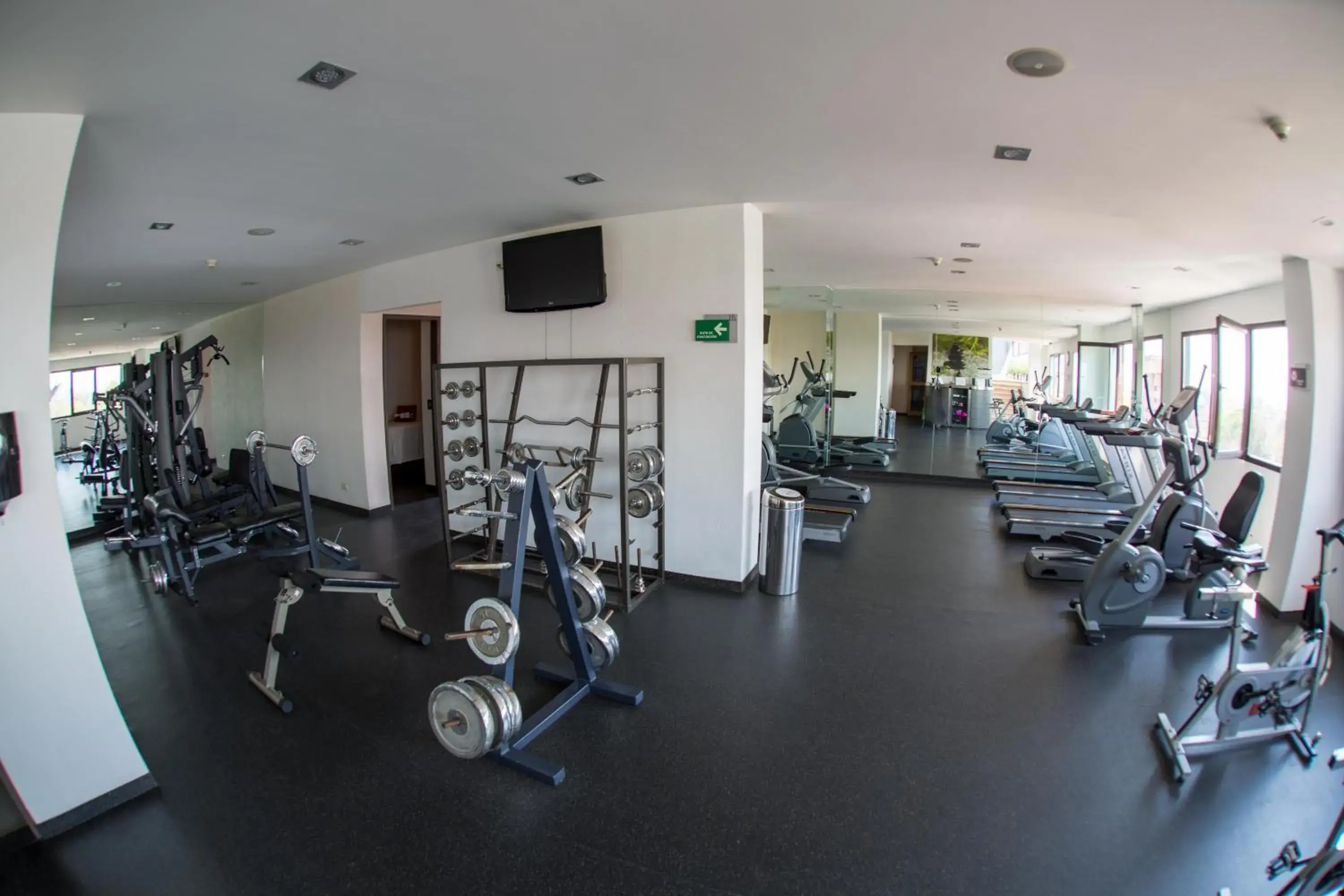 Fitness centre/facilities in Hotel Riazor Aeropuerto Fitness centre/facilities in Hotel Riazor Aeropuerto
