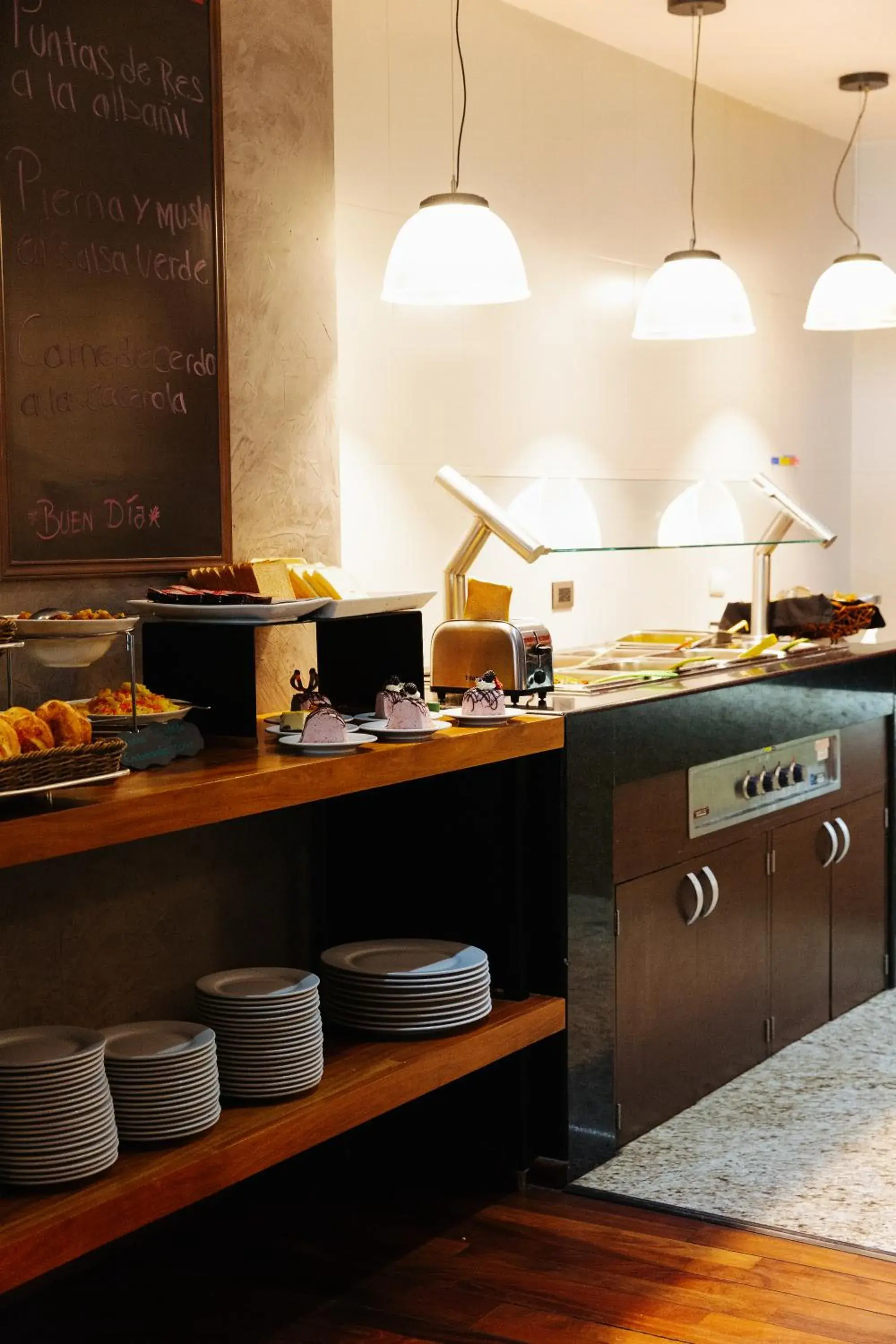 Restaurant/places to eat in Hotel Riazor Aeropuerto Restaurant/places to eat in Hotel Riazor Aeropuerto