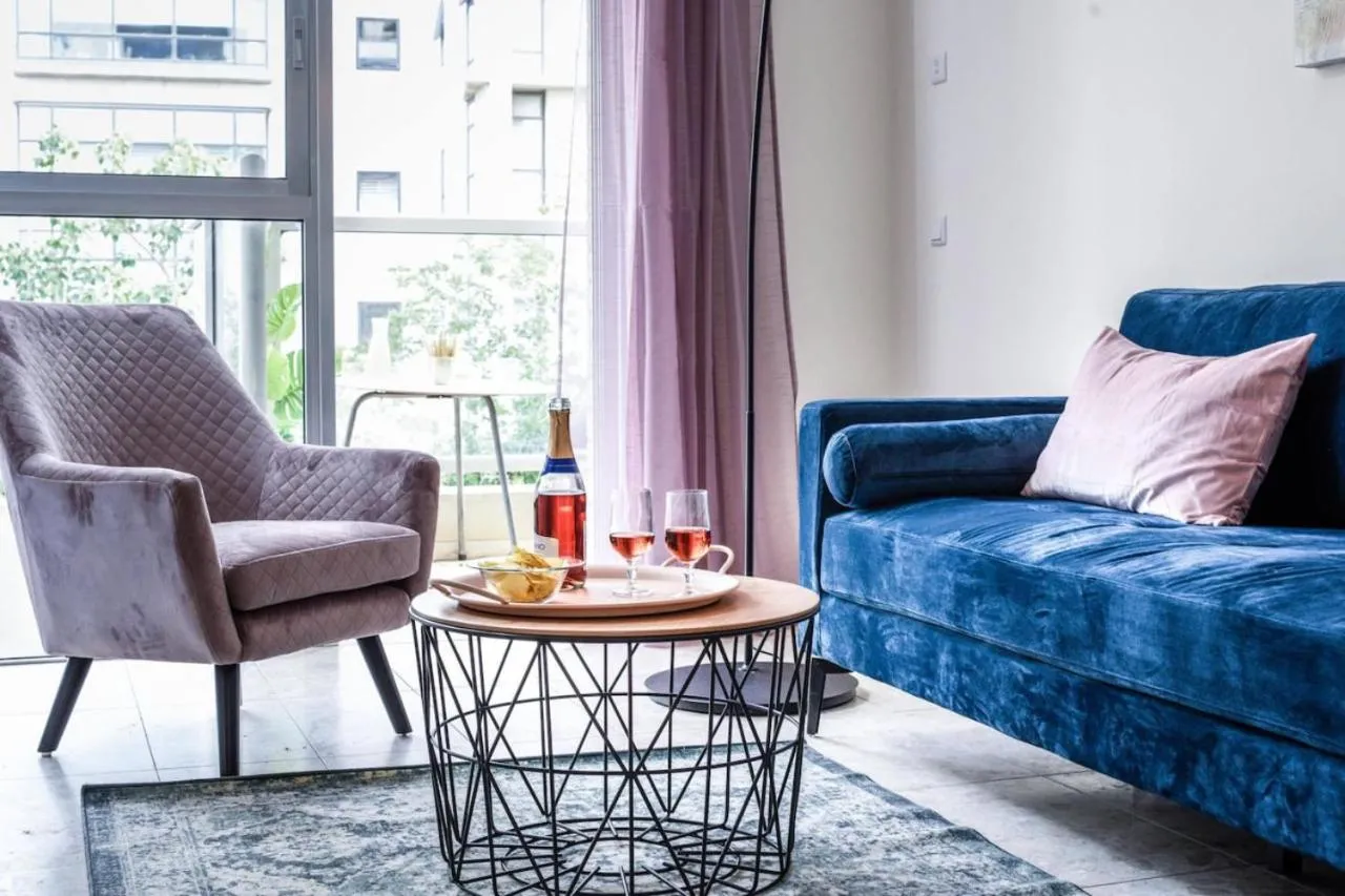 Mamad Charming 1BR Apt with Balcony with Mamad