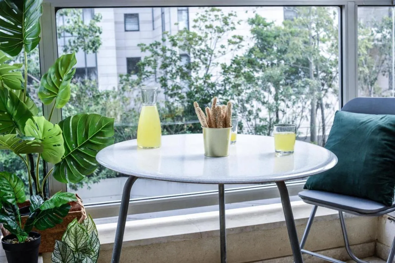 Mamad Charming 1BR Apt with Balcony with Mamad