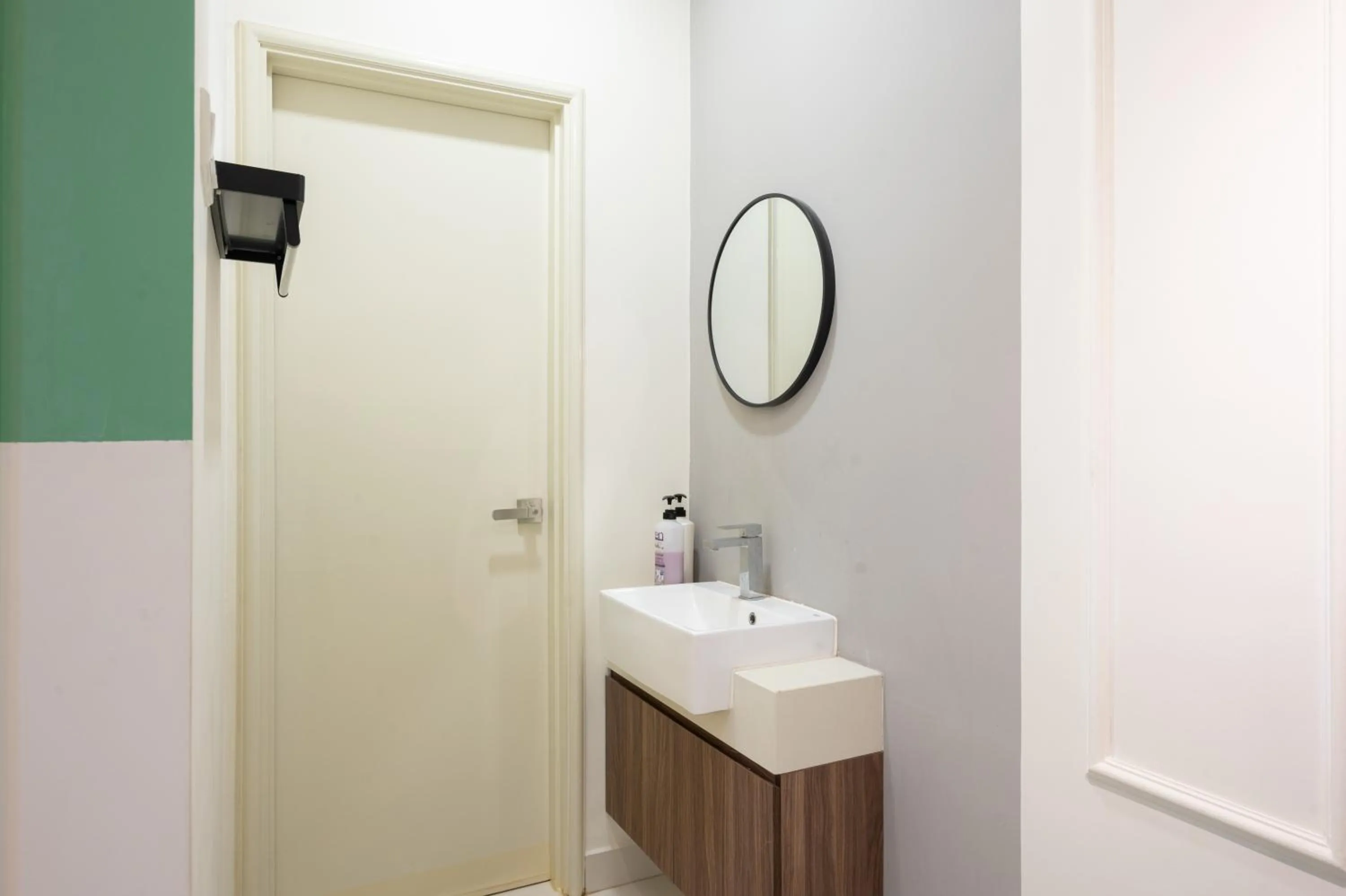 Arte Mont Kiara by Airhost