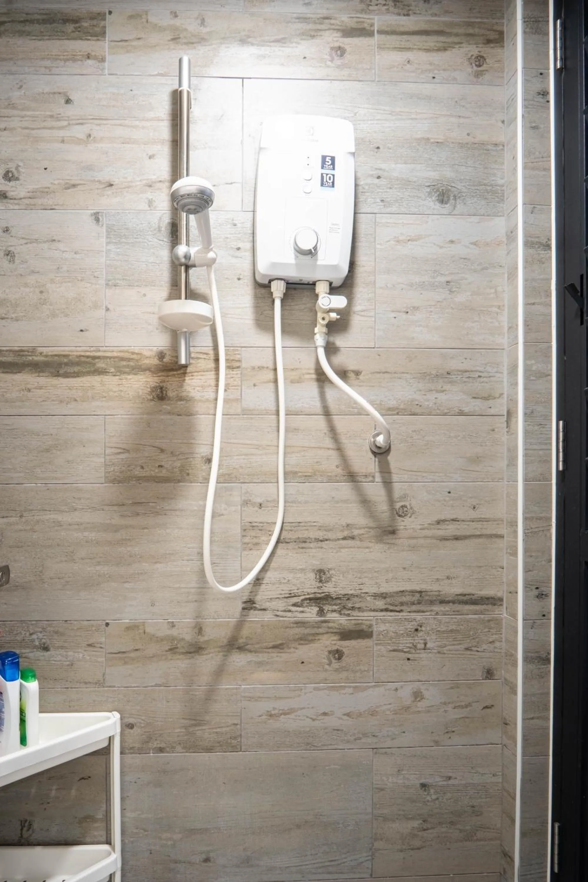 Shower in Arte Mont Kiara by Airhost