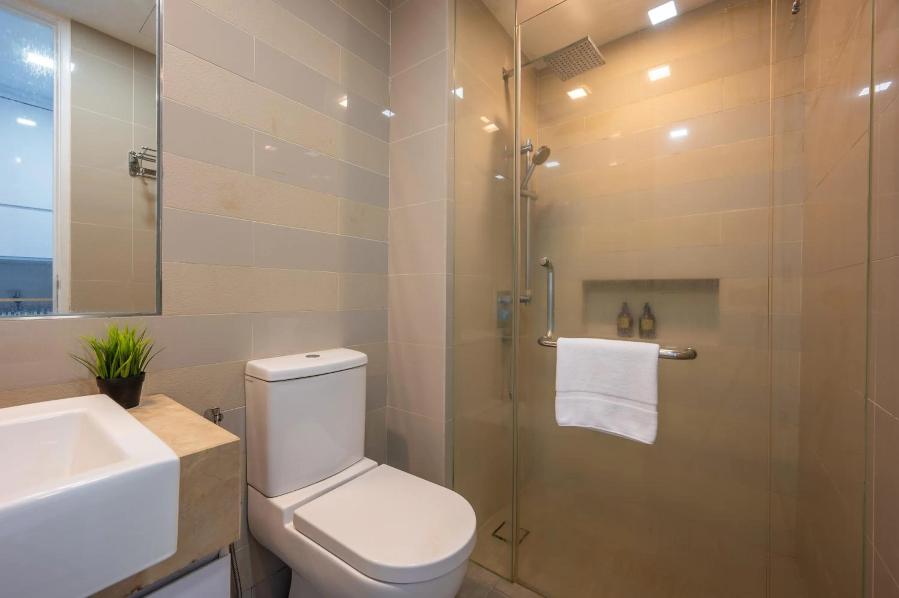 Bathroom in Greystone One Bukit Ceylon