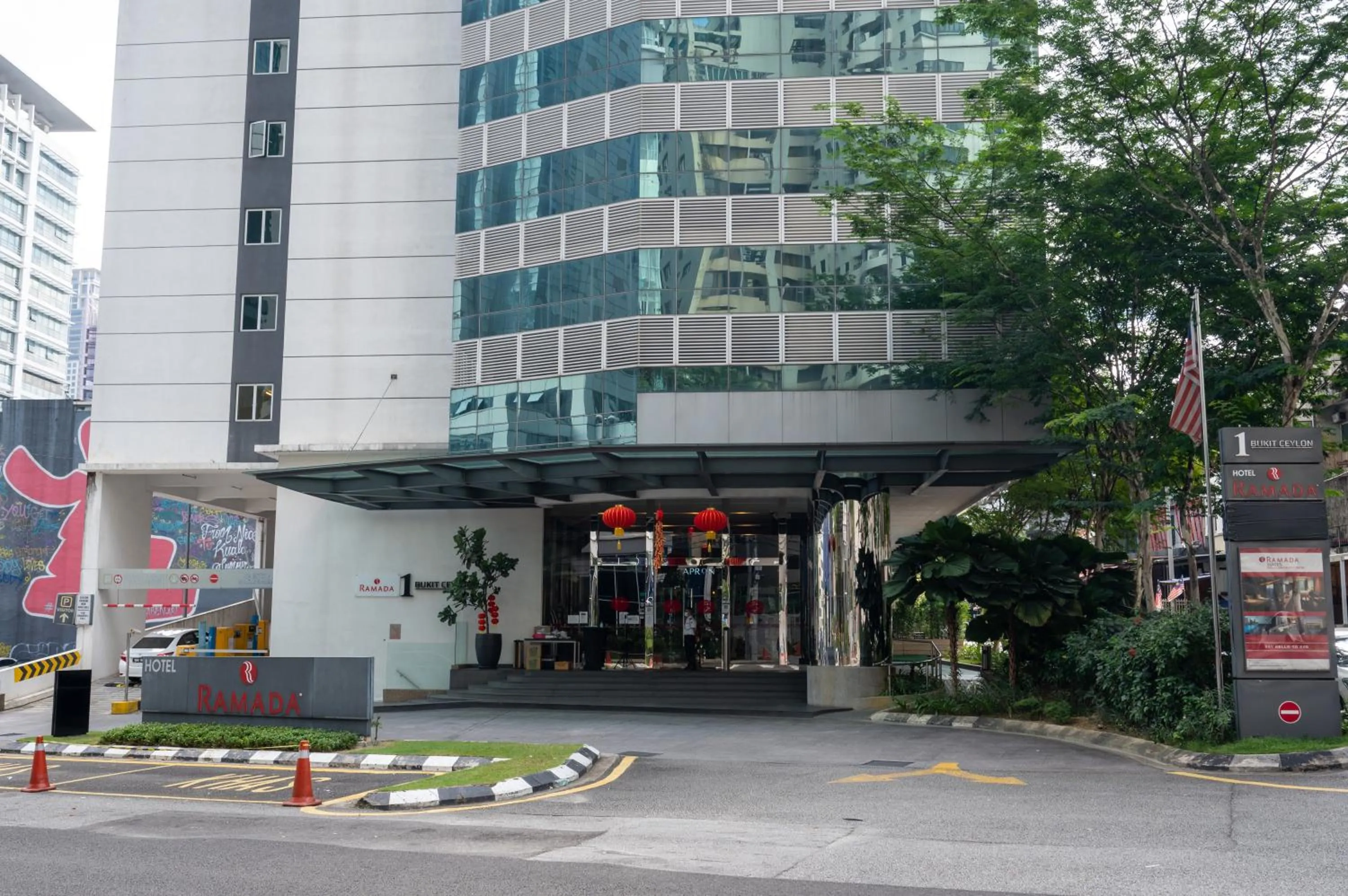 Property building in Greystone One Bukit Ceylon