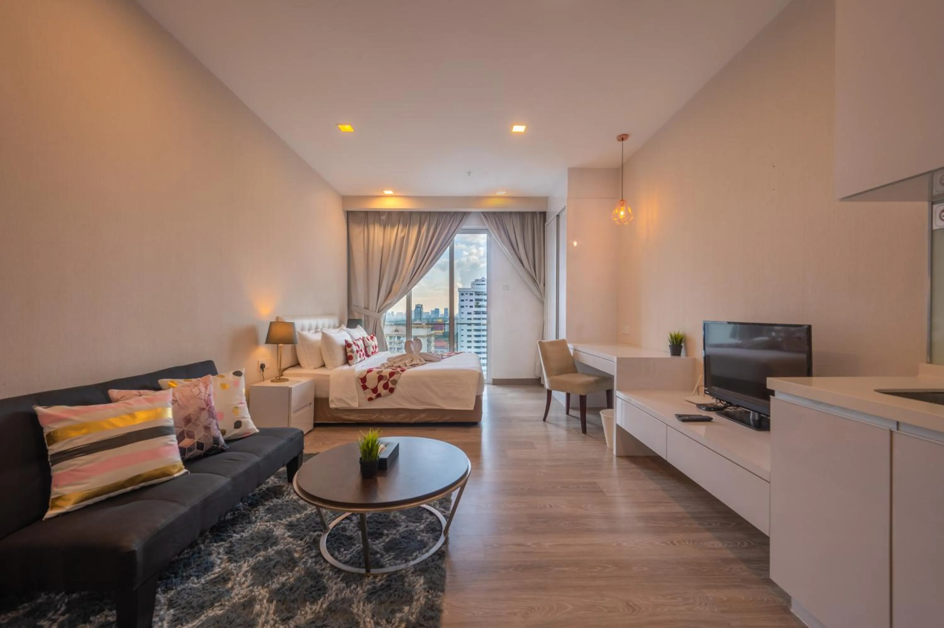 TV and multimedia in Greystone One Bukit Ceylon