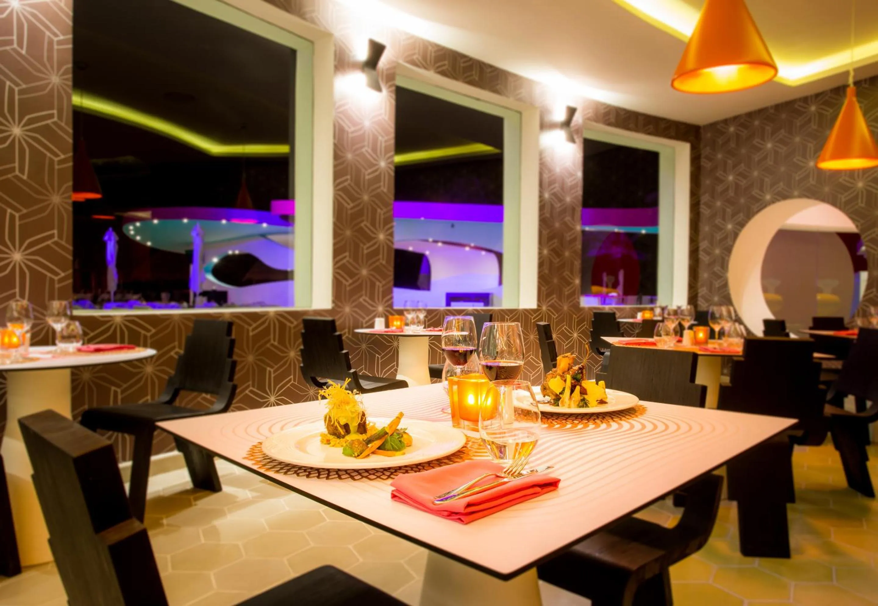 Restaurant/places to eat in Temptation Cancun Resort - All Inclusive - Adults Only