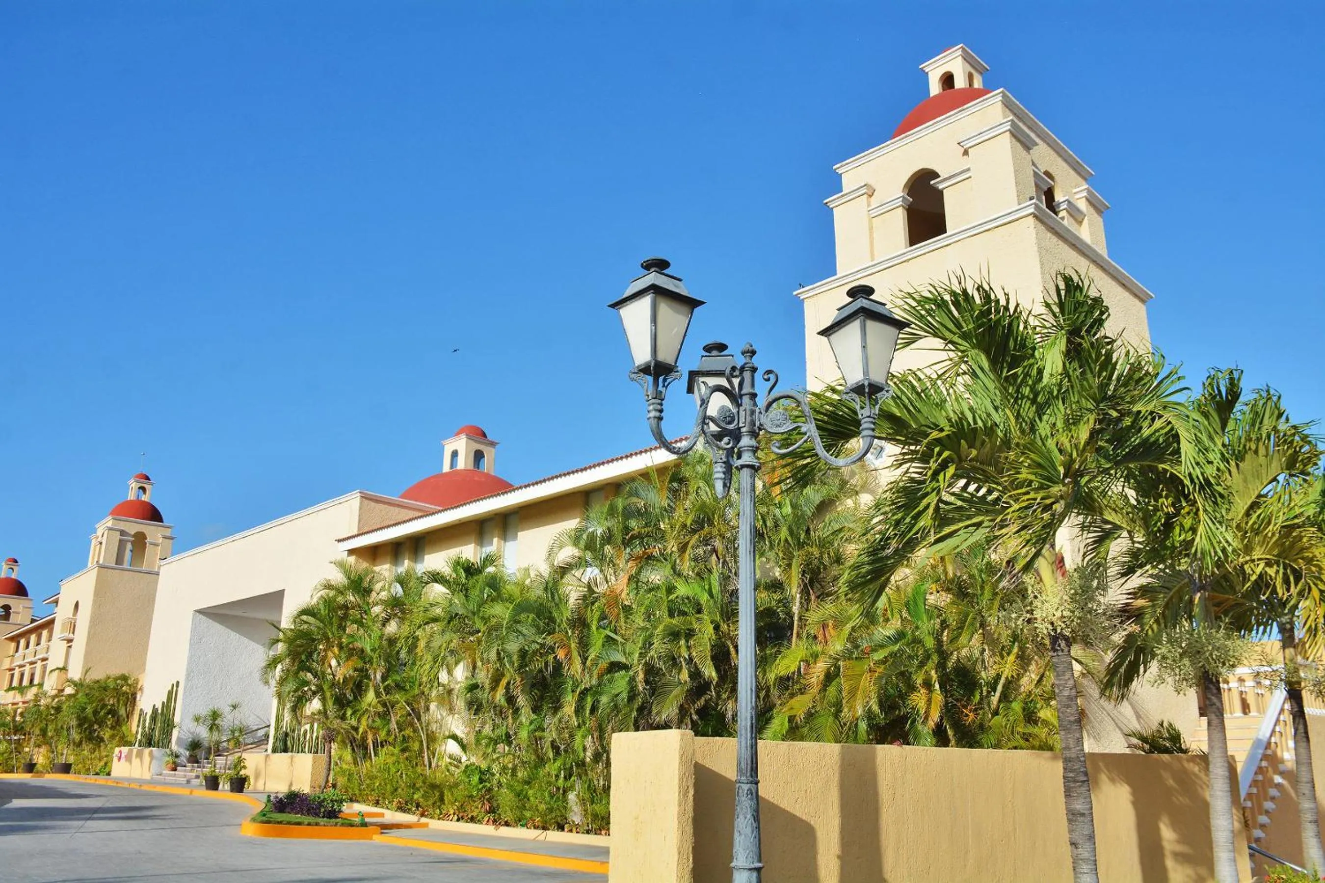 Property building in All Ritmo Cancun Resort & Water Park