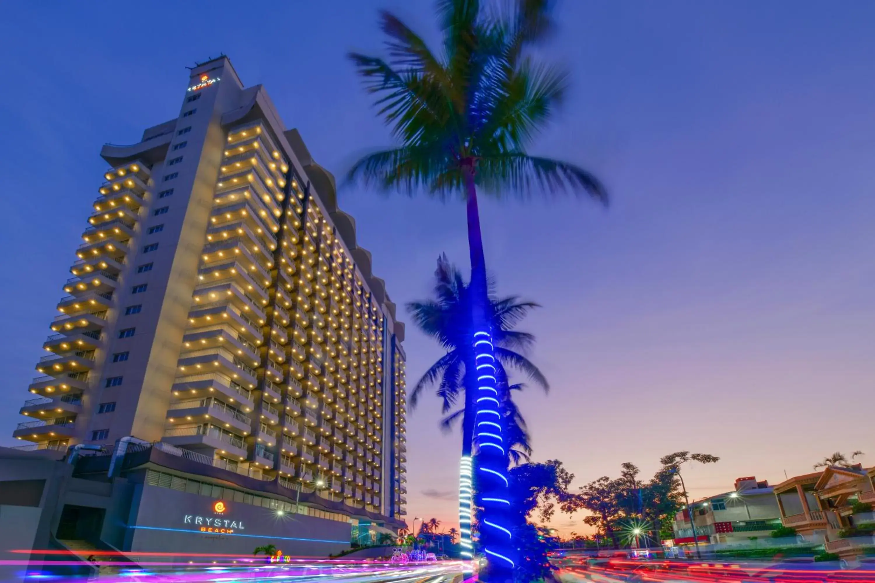 Property building in Krystal Beach Acapulco Property building in Krystal Beach Acapulco