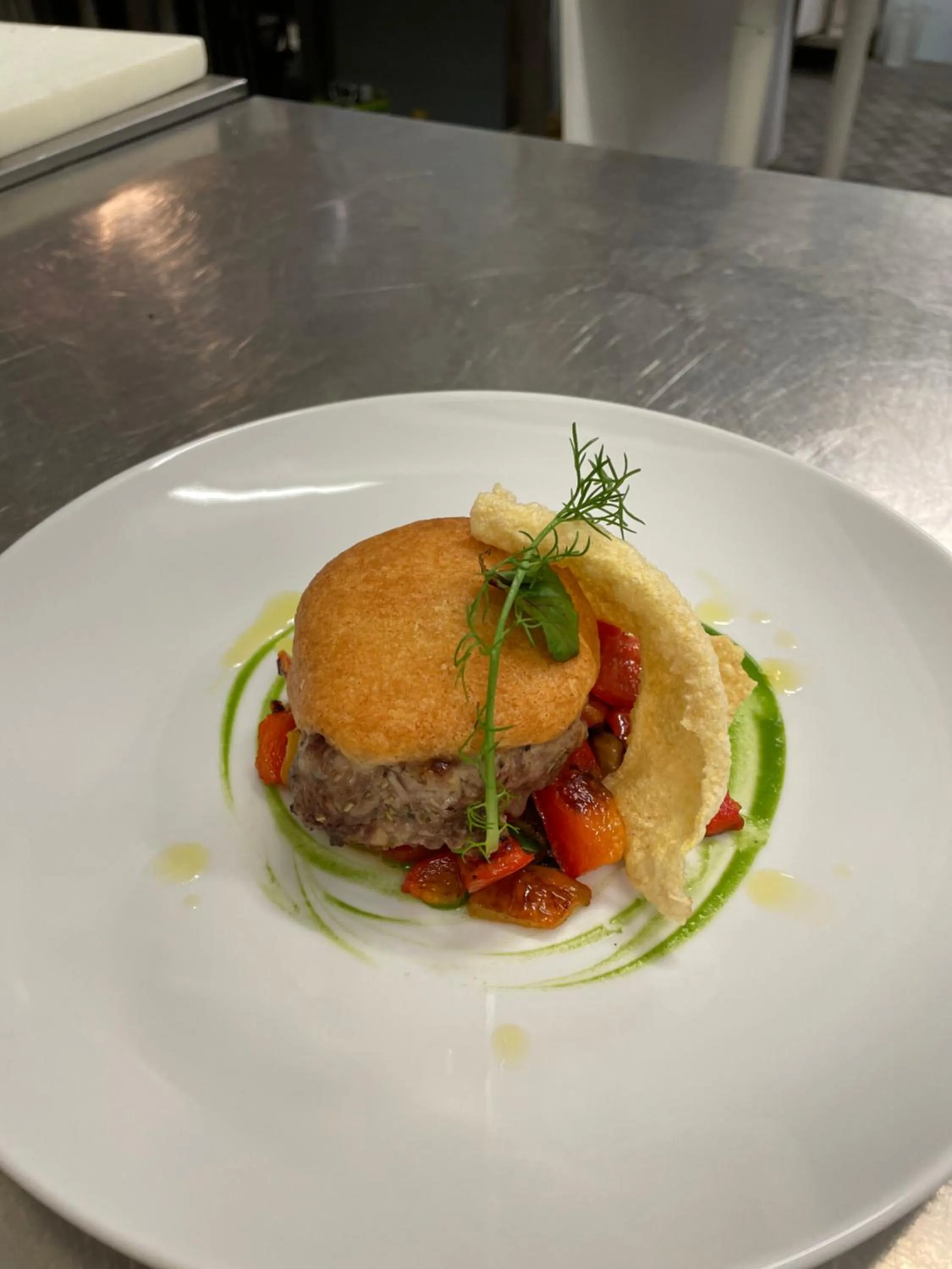 Restaurant/places to eat in Hotel Diana