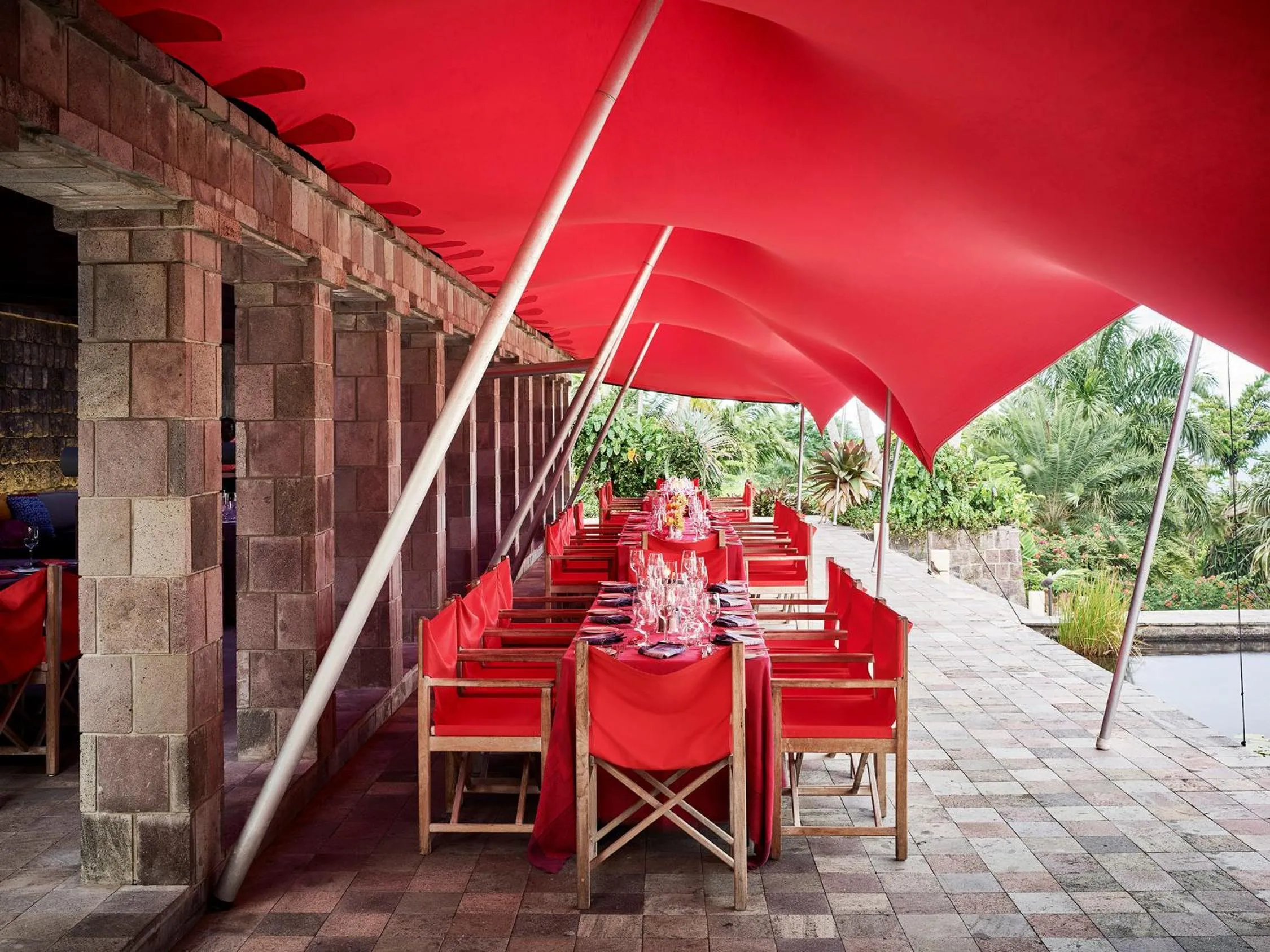 Restaurant/places to eat in Golden Rock Nevis