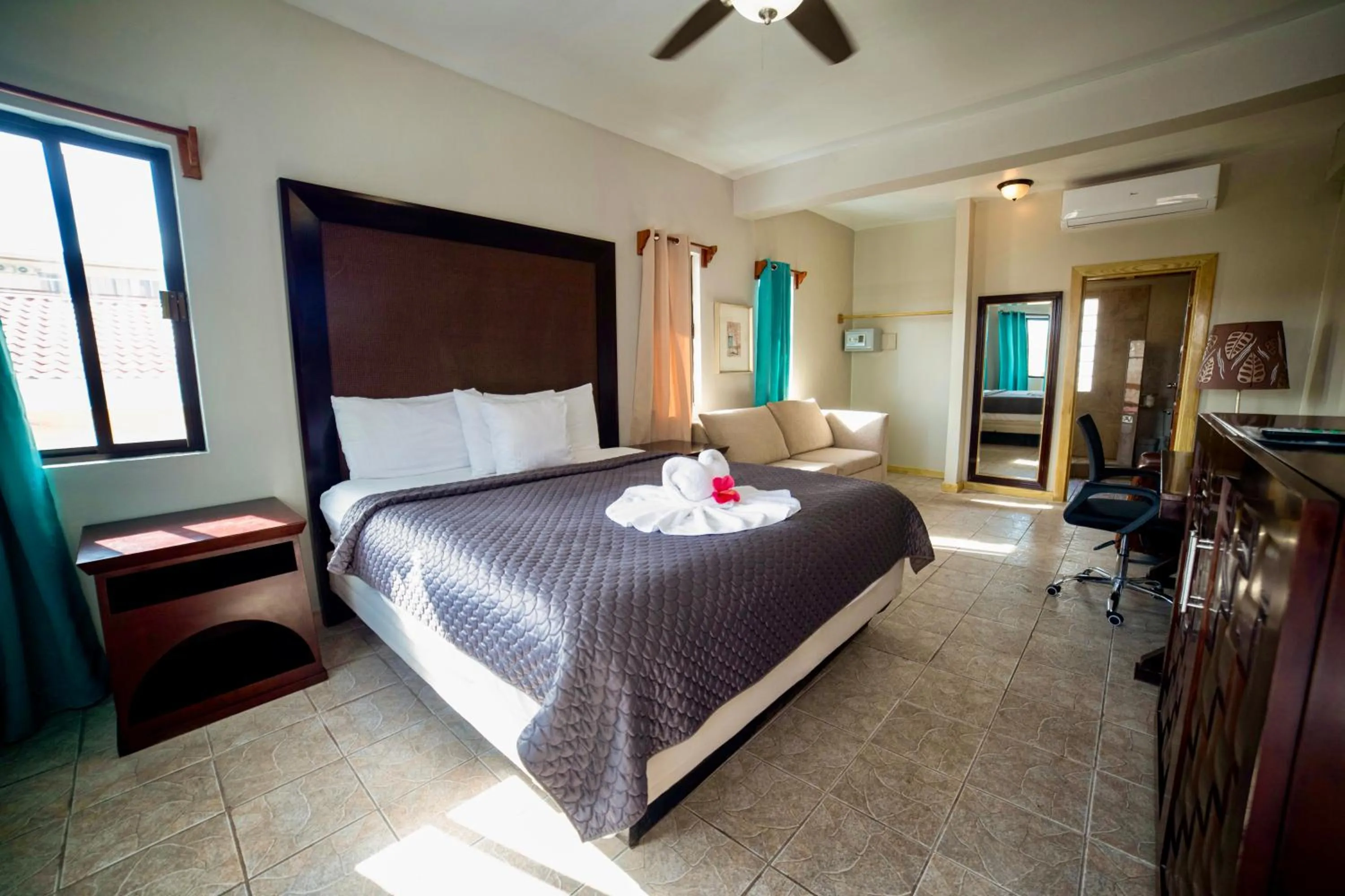 Bed in Corona del Mar