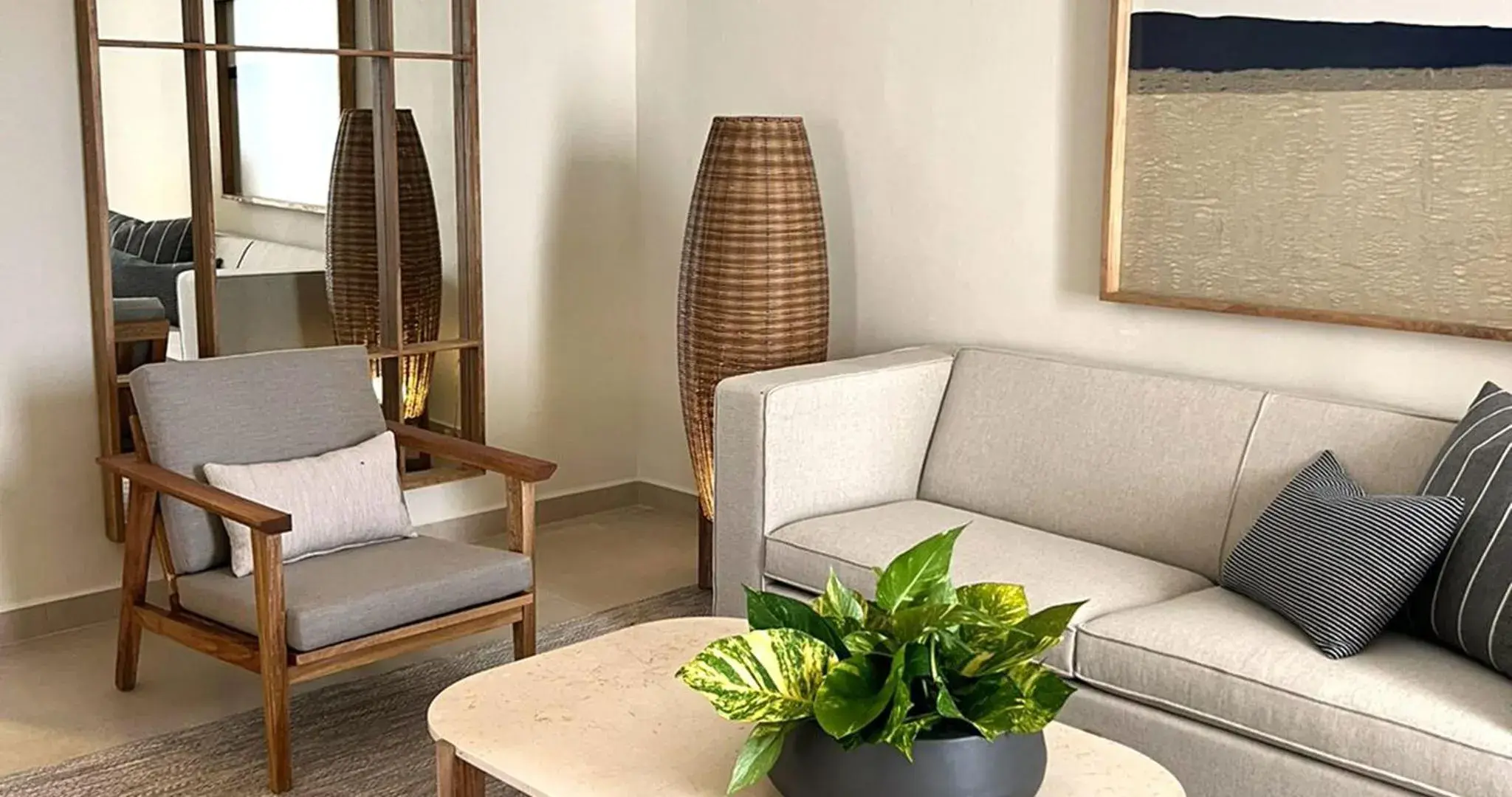 Living room in Park Royal Beach Acapulco - All Inclusive Living room in Park Royal Beach Acapulco - All Inclusive