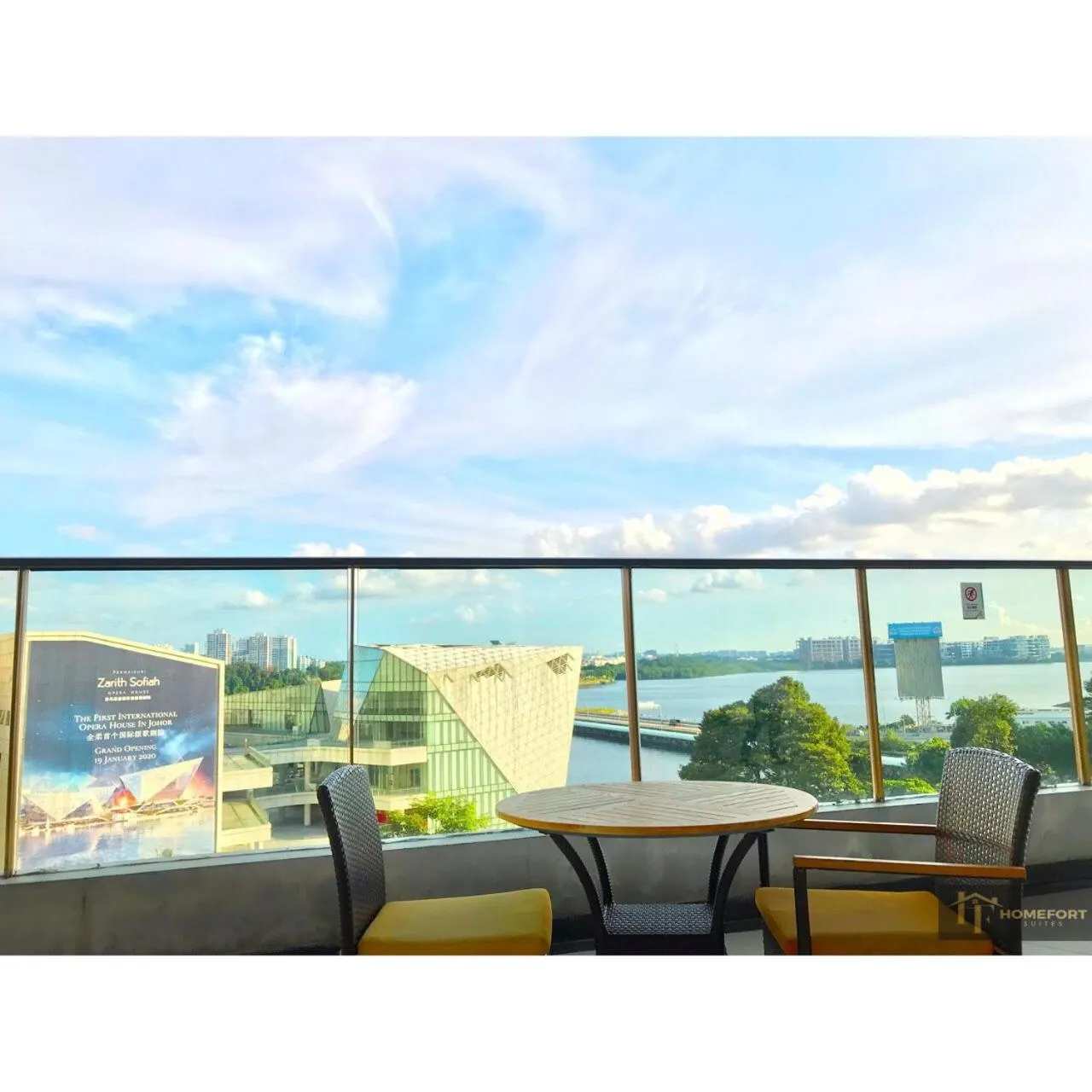 Sea view in R&F PRINCESS COVE BY HOMEFORT SUITES