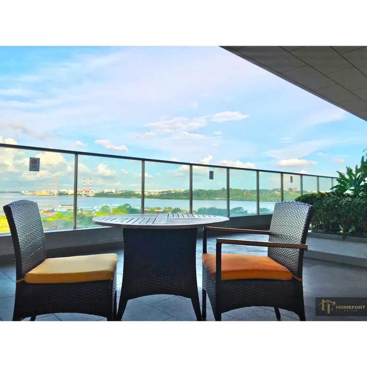 Sea view in R&F PRINCESS COVE BY HOMEFORT SUITES