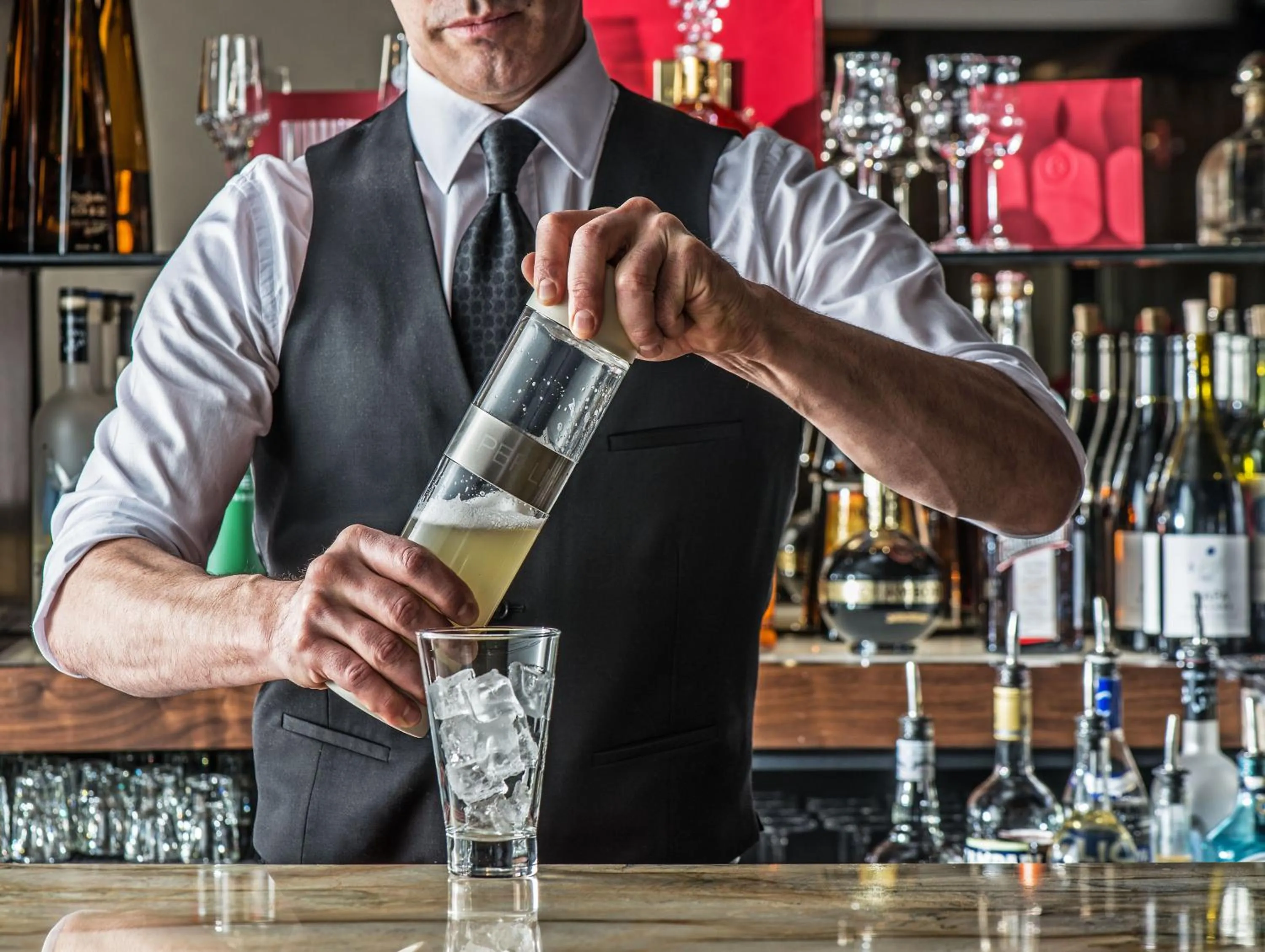 Restaurant/places to eat in Godfrey Hotel Chicago