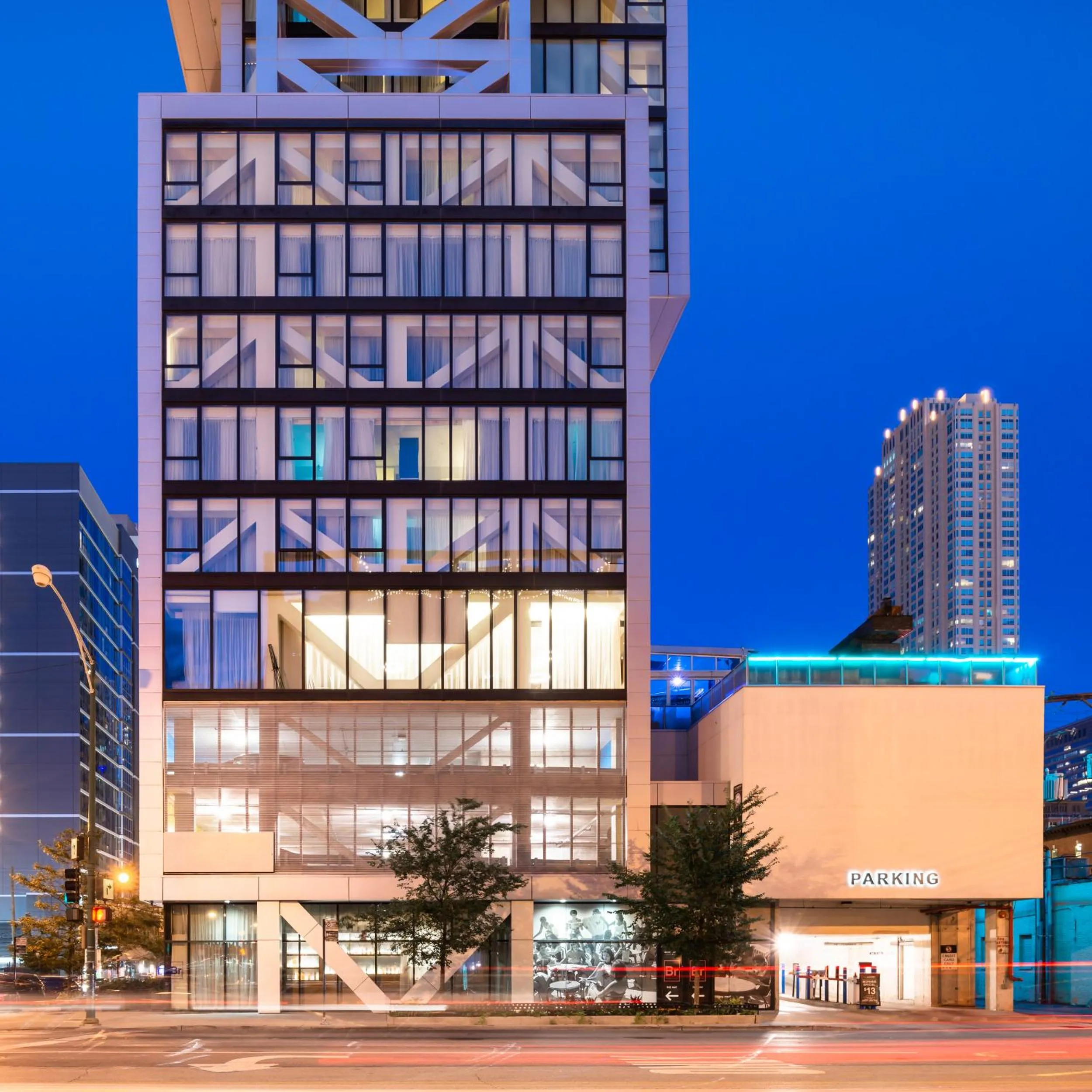 Property building in Godfrey Hotel Chicago
