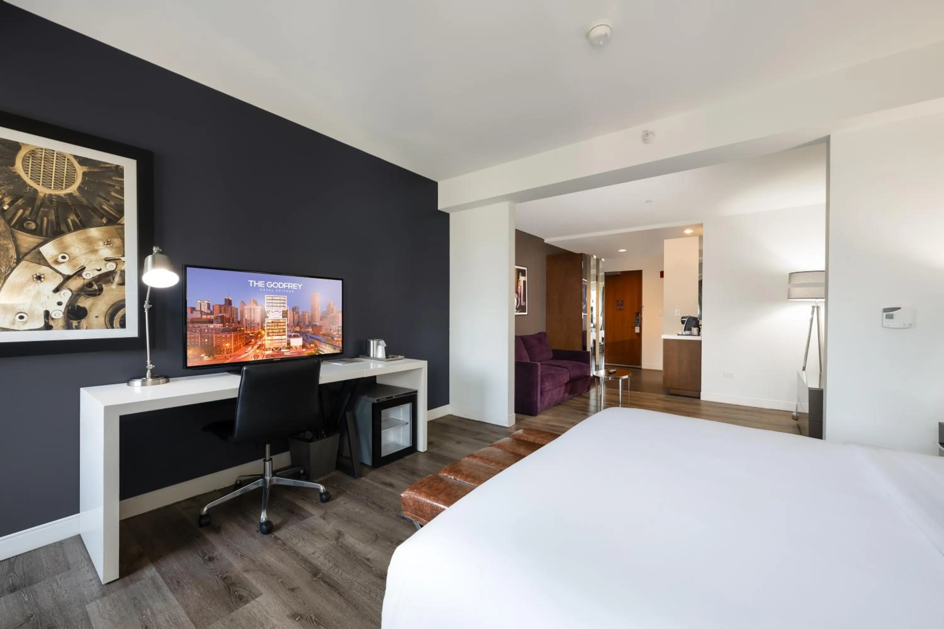 Bedroom, Bed in Godfrey Hotel Chicago