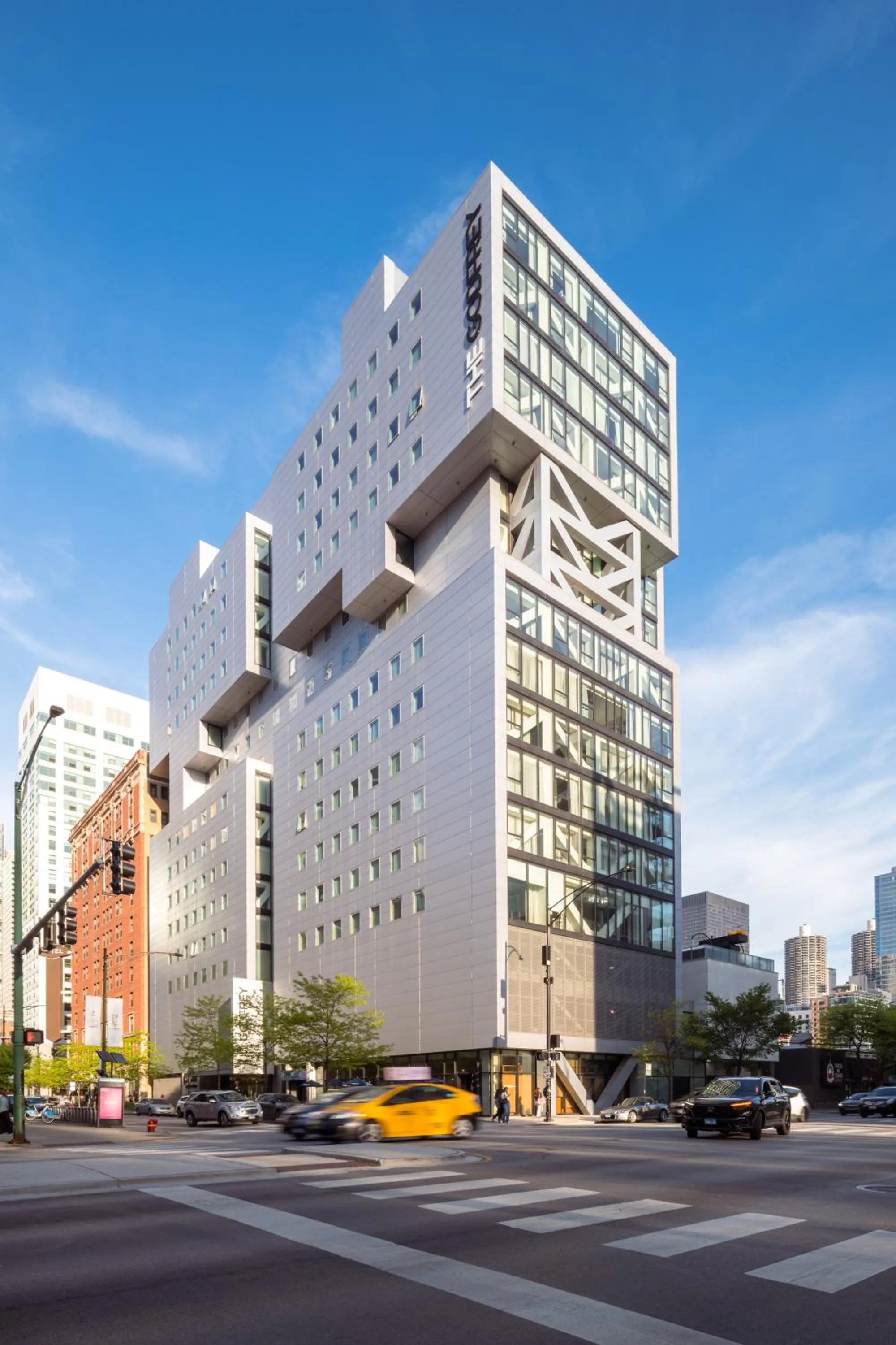 Property building in Godfrey Hotel Chicago