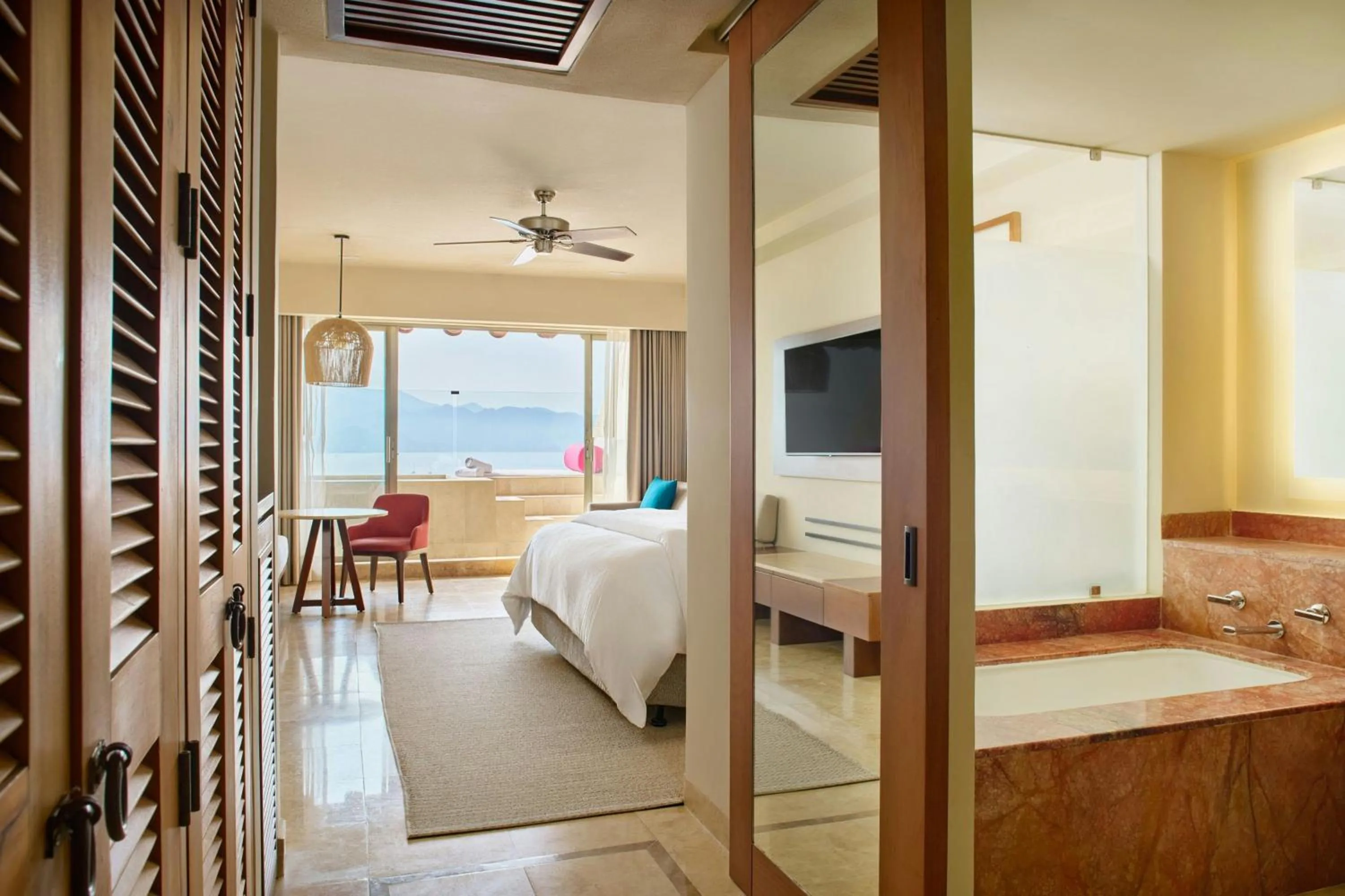 Swimming pool, Bed in The Westin Resort & Spa, Puerto Vallarta