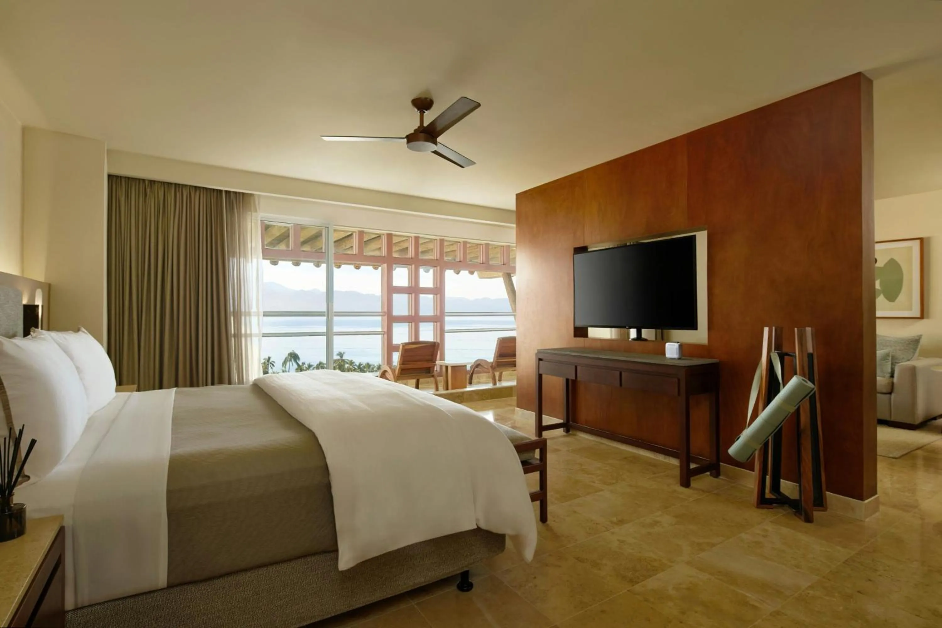 Bedroom, Bed in The Westin Resort & Spa, Puerto Vallarta
