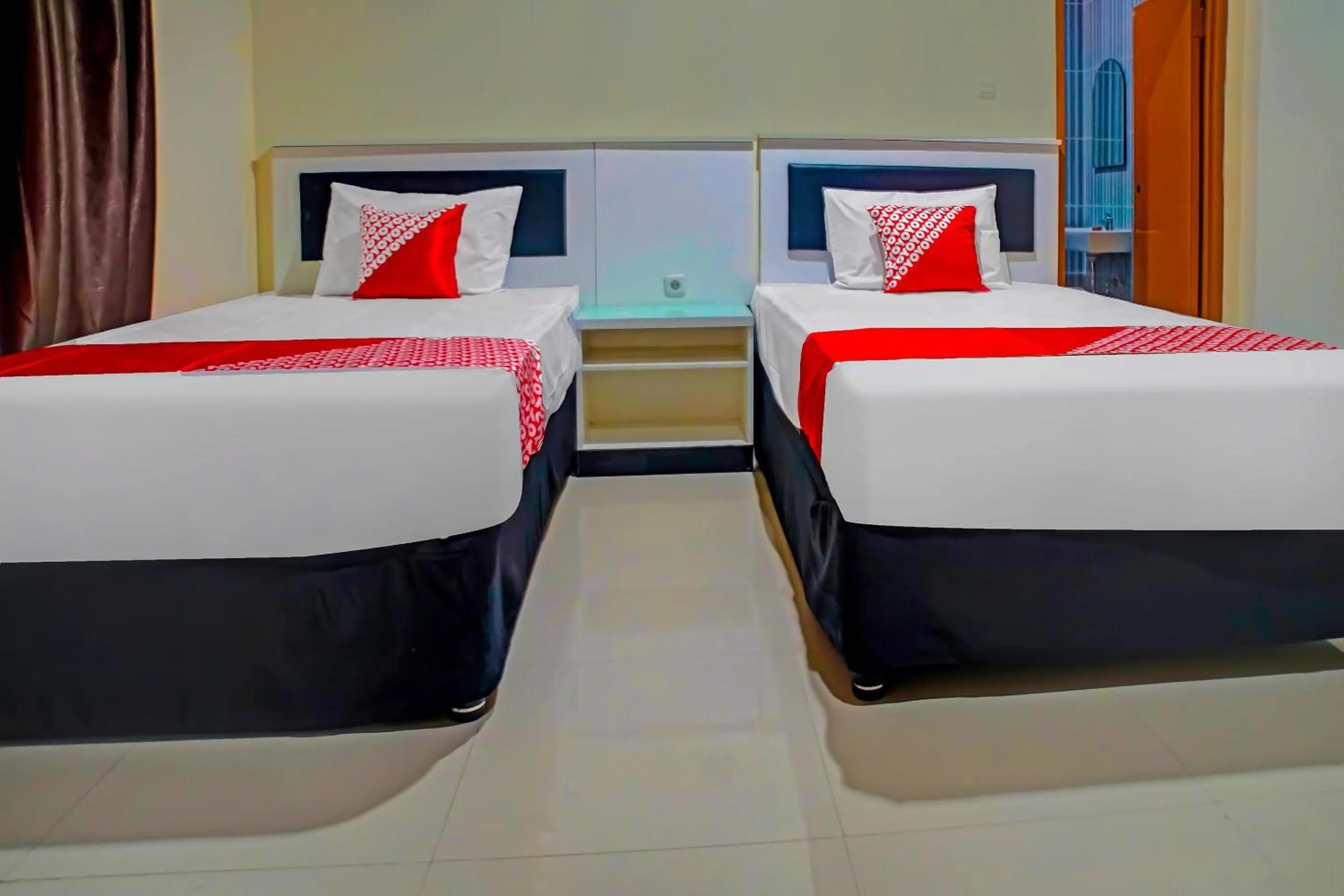 Bedroom, Bed in Hotel O Wisma Amrach