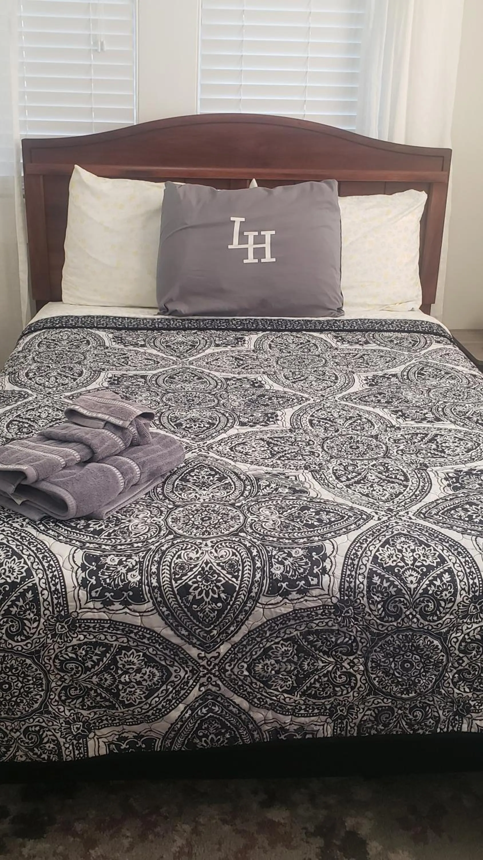 Bed in The Lafayette House