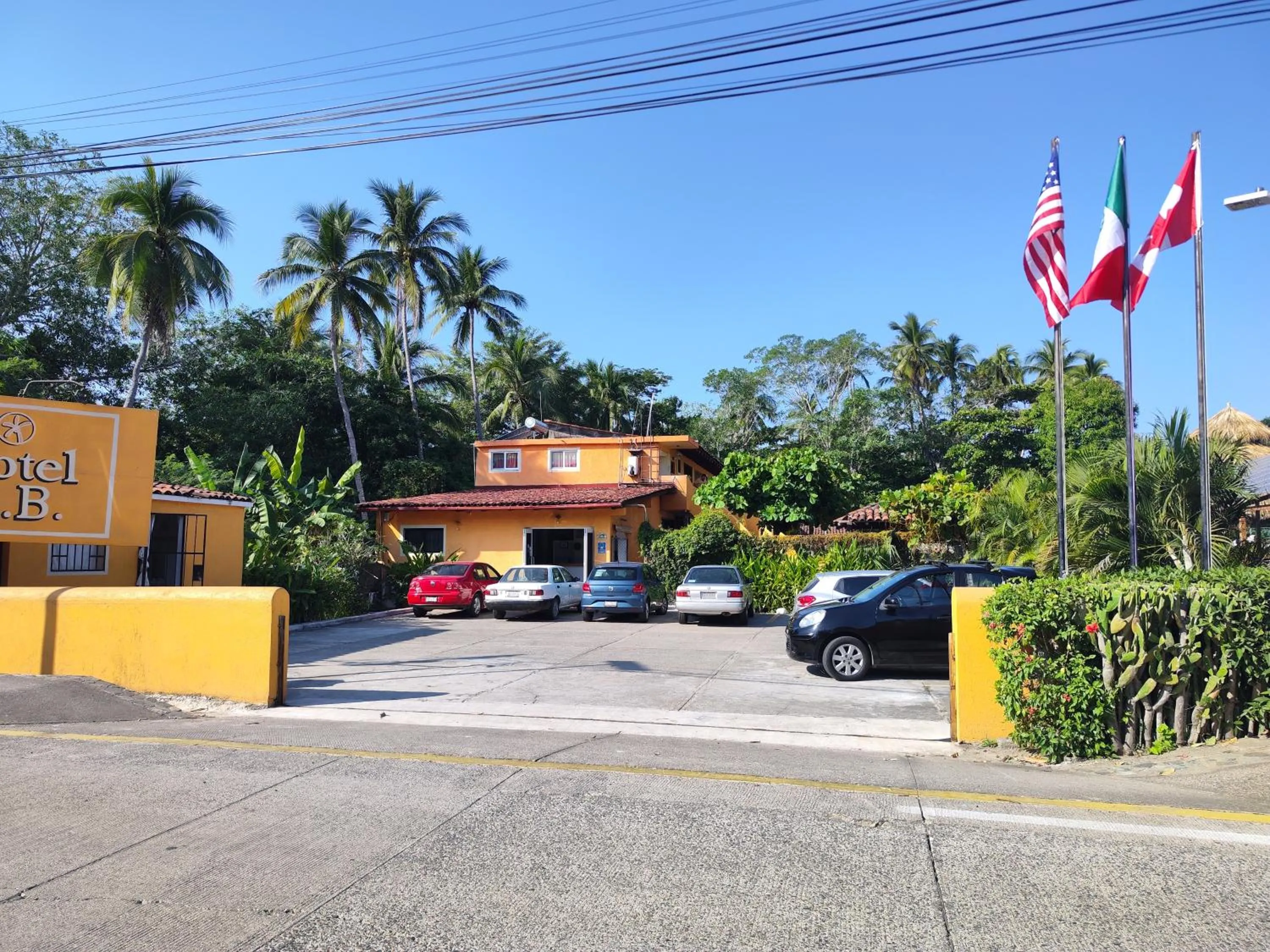 Parking in Hotel J.B.