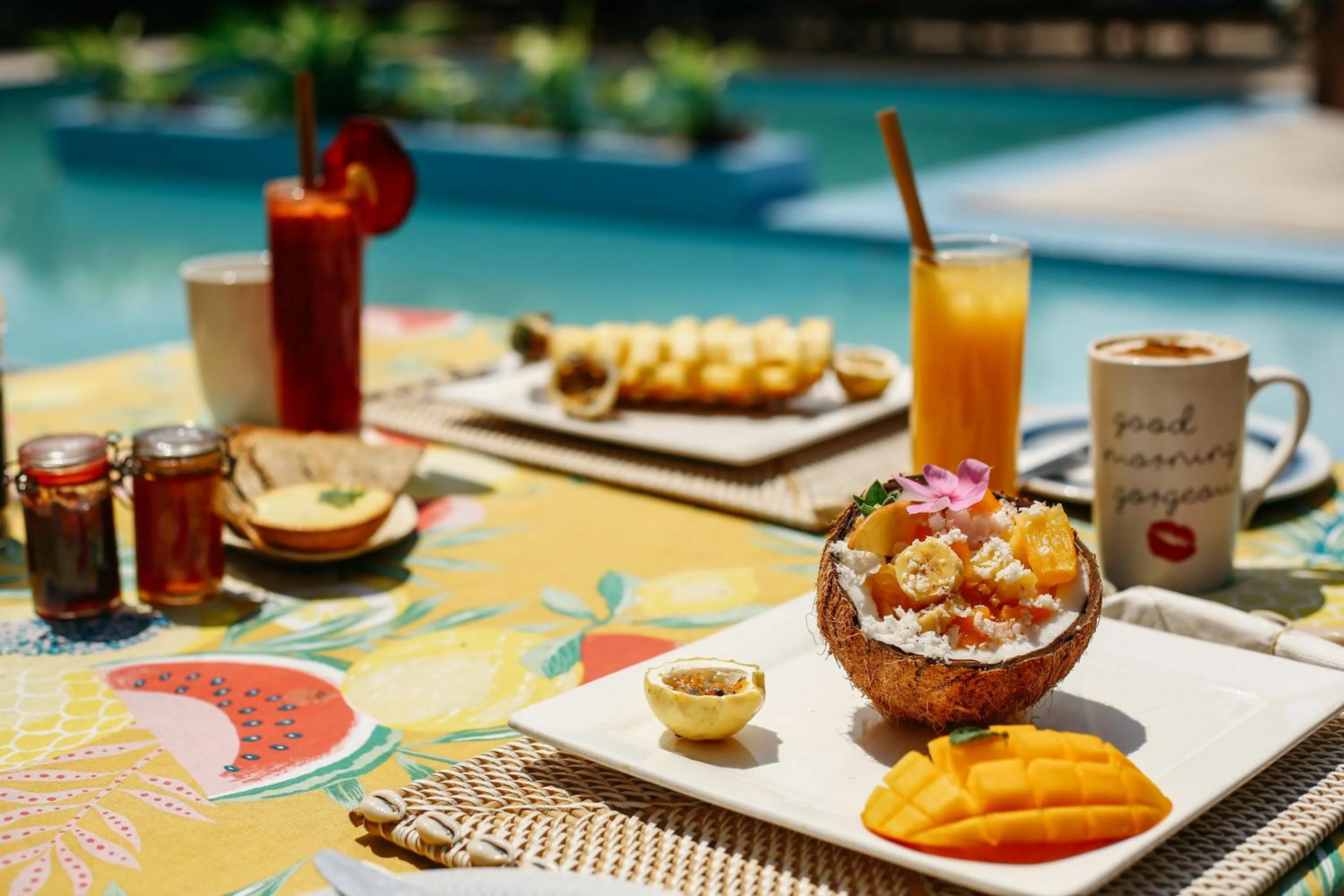 Restaurant/places to eat in Mozambeat Motel