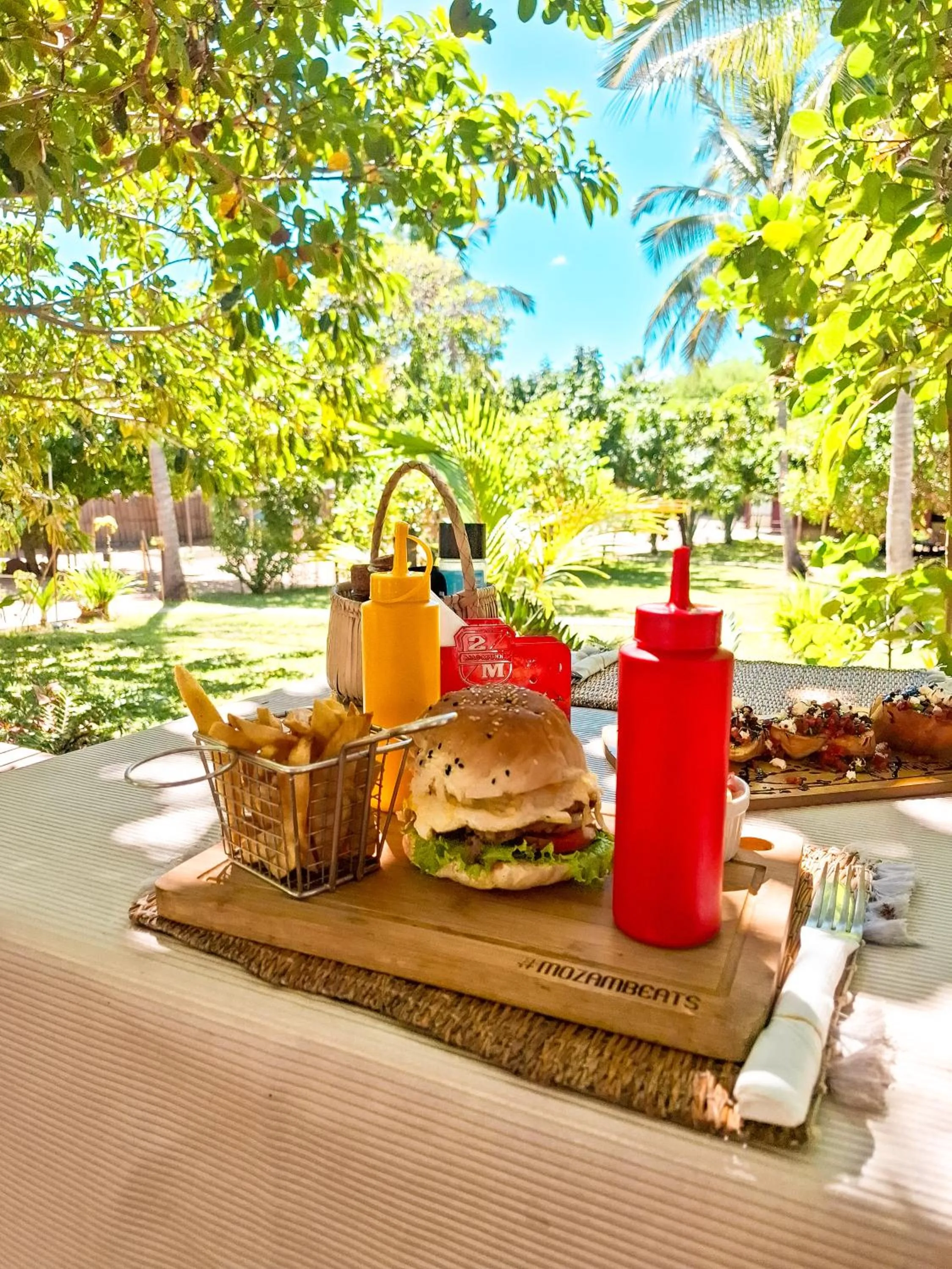 Food and drinks in Mozambeat Motel