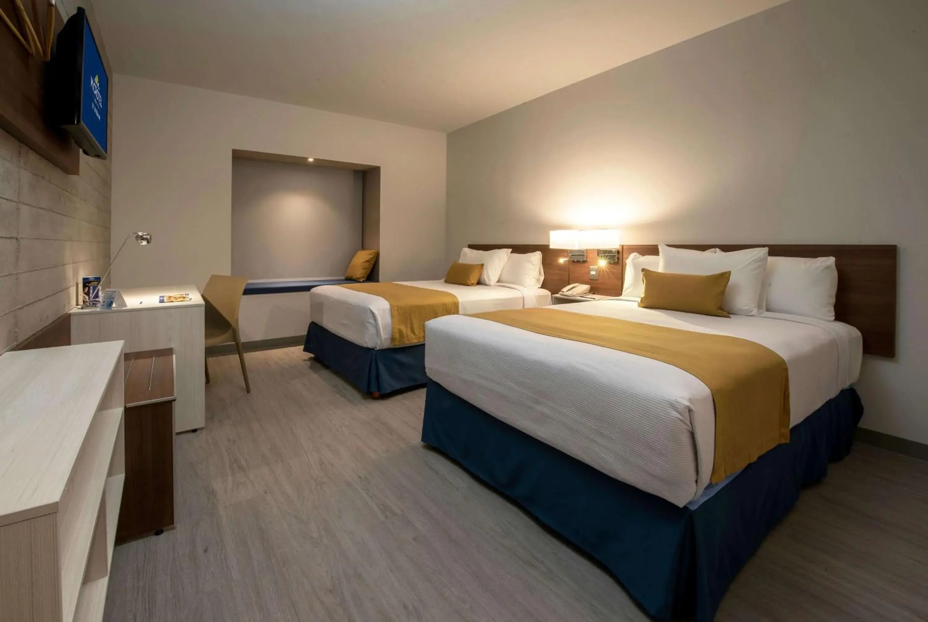 Photo of the whole room, Bed in Microtel Inn & Suites by Wyndham Guadalajara Sur Photo of the whole room, Bed in Microtel Inn & Suites by Wyndham Guadalajara Sur