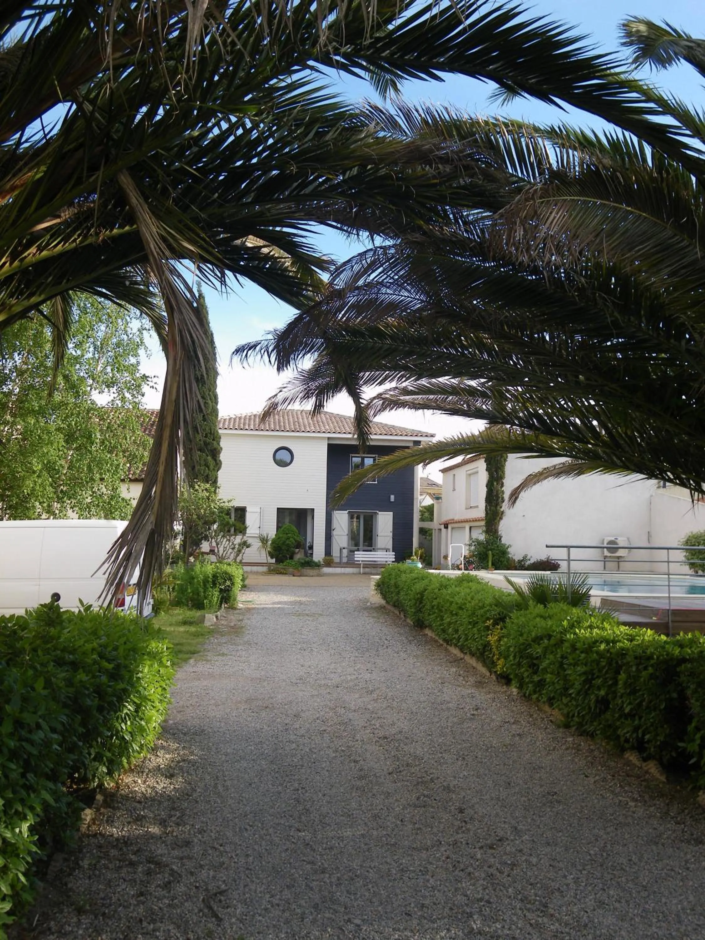 Facade/entrance in Les Algues du Grau