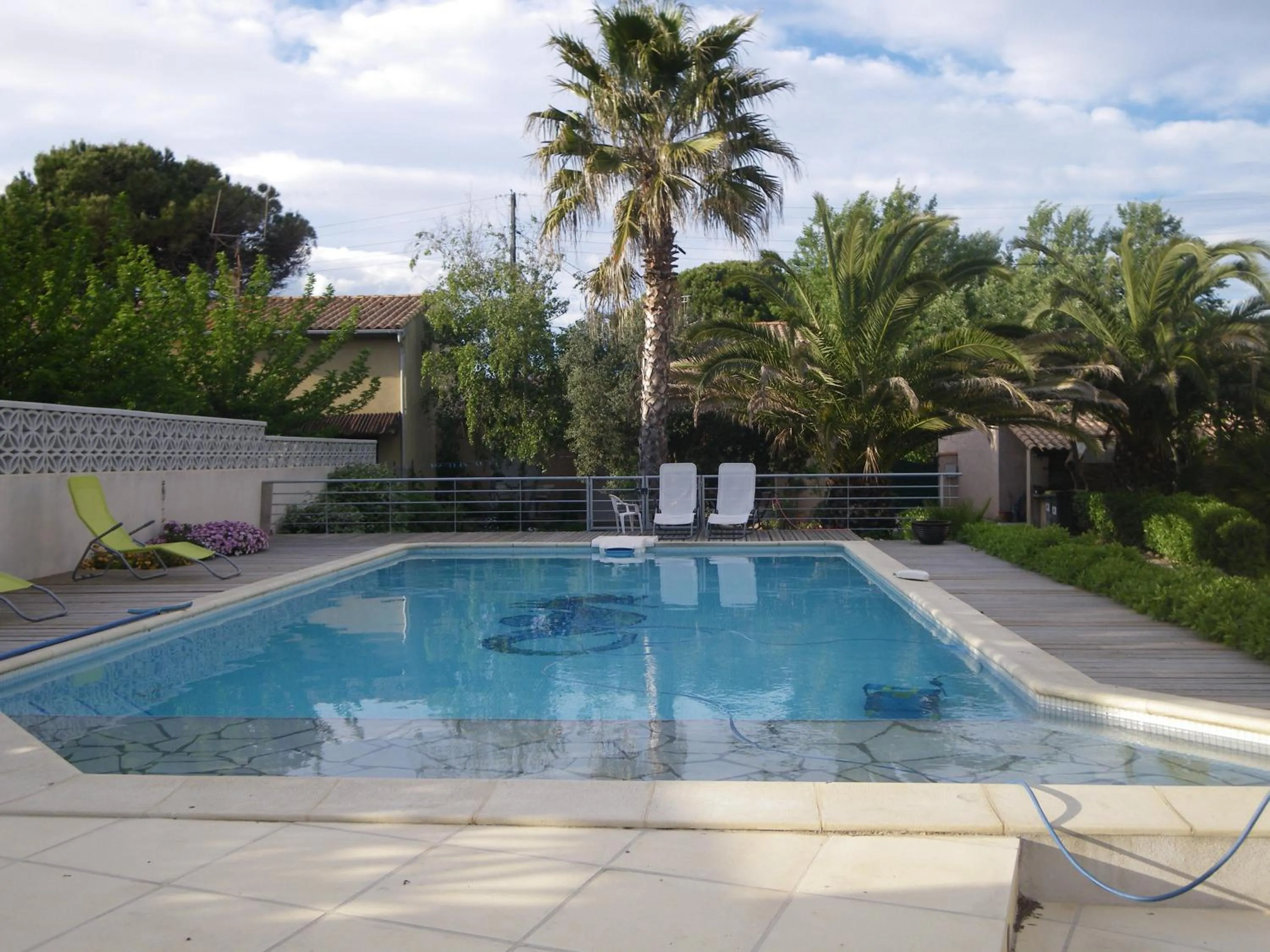 Swimming pool in Les Algues du Grau