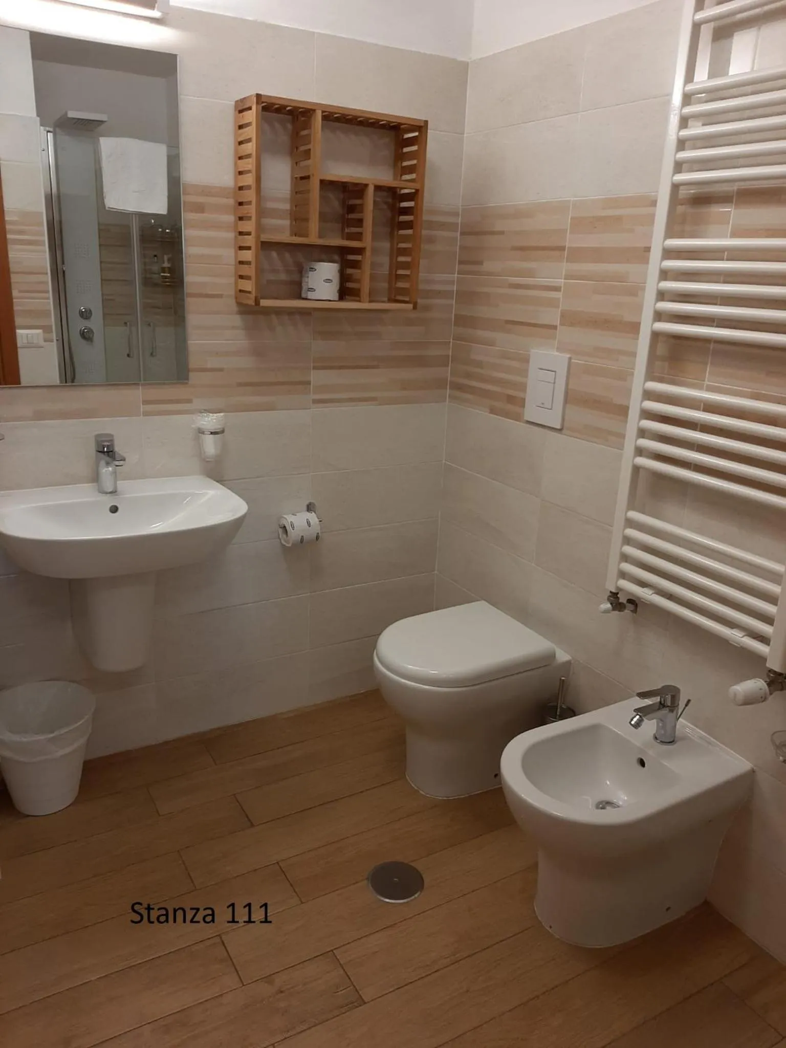 Bathroom in Hotel Pizboè