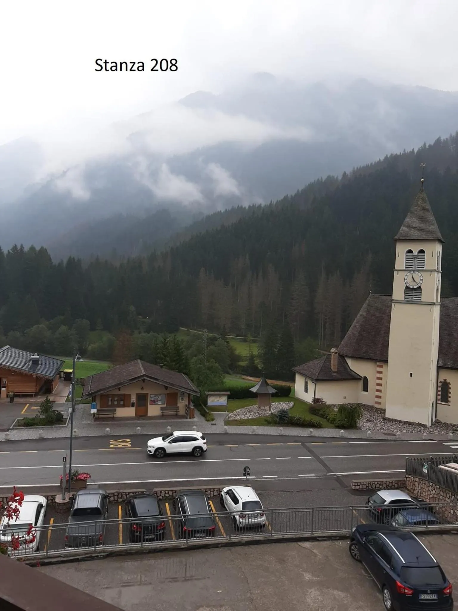 Mountain view in Hotel Pizboè