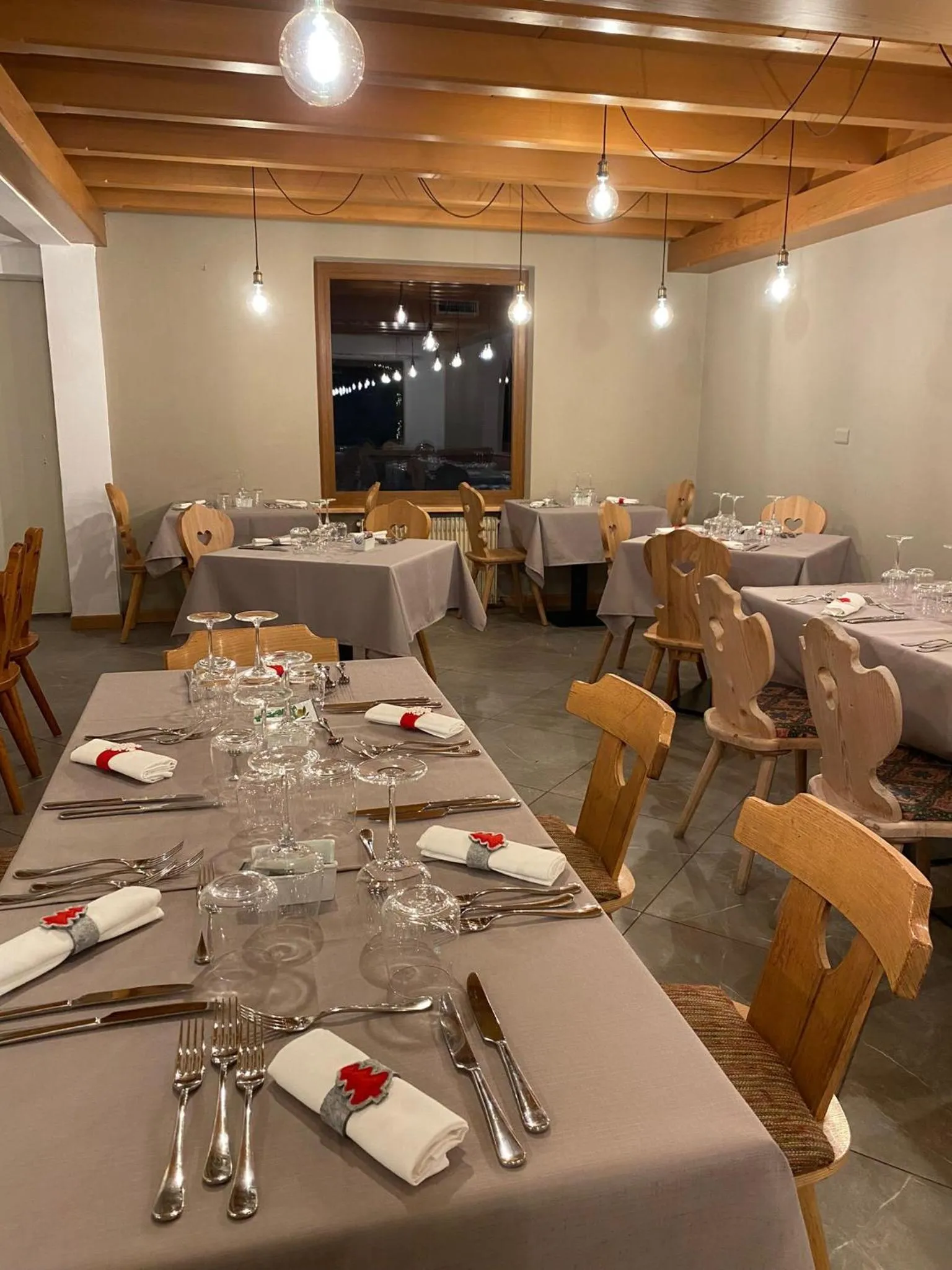 Restaurant/places to eat in Hotel Pizboè