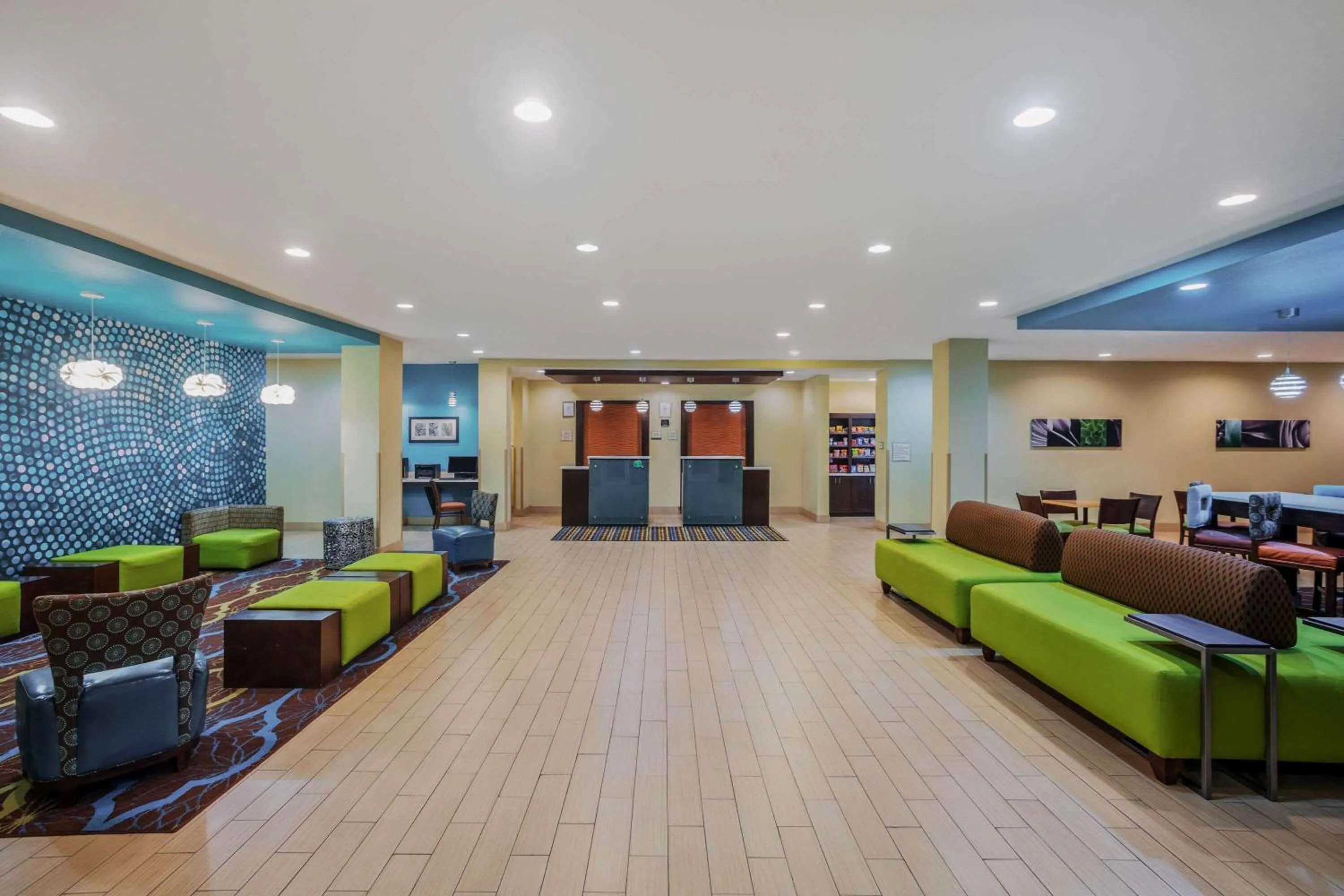 Lobby or reception in La Quinta by Wyndham Beeville