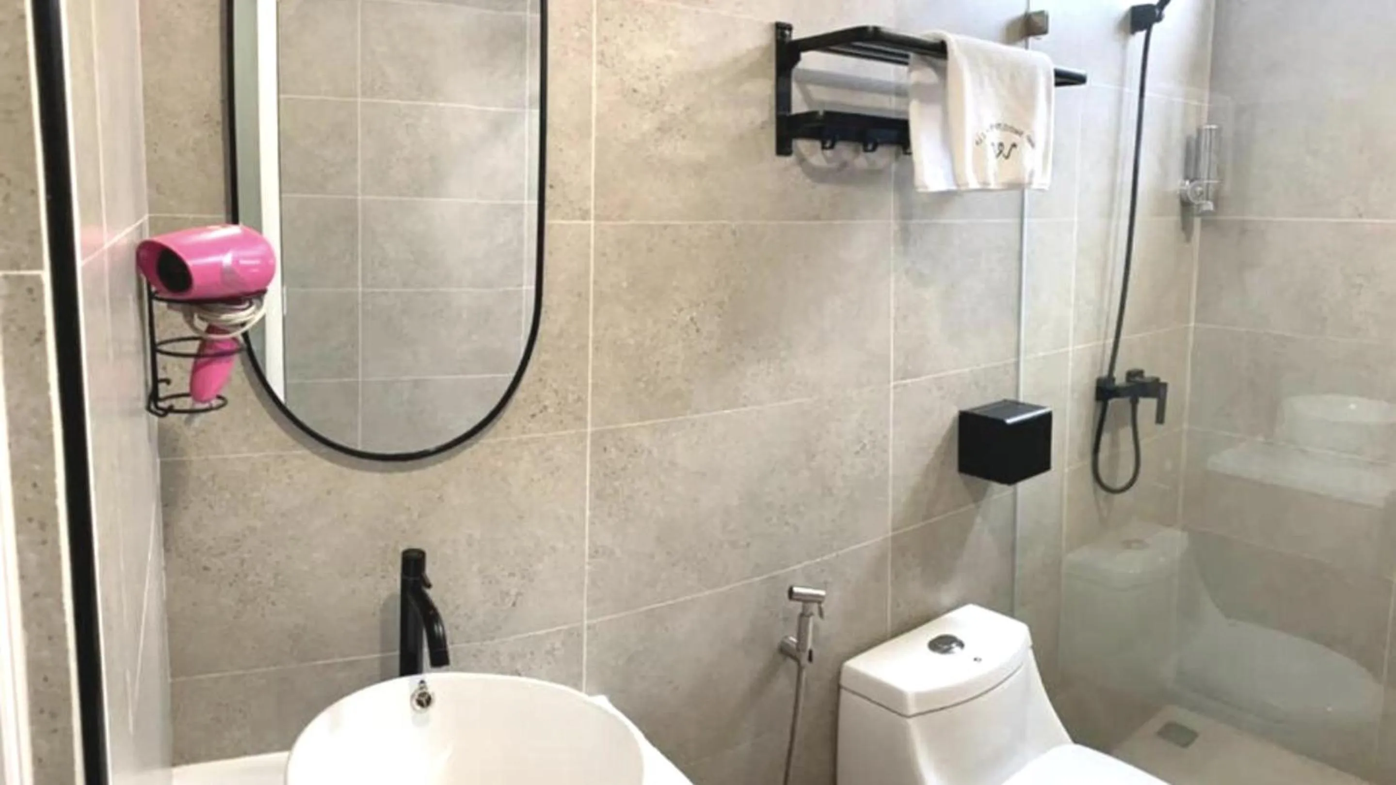 Toilet in All Are Welcome Lawas Boutique Hotel