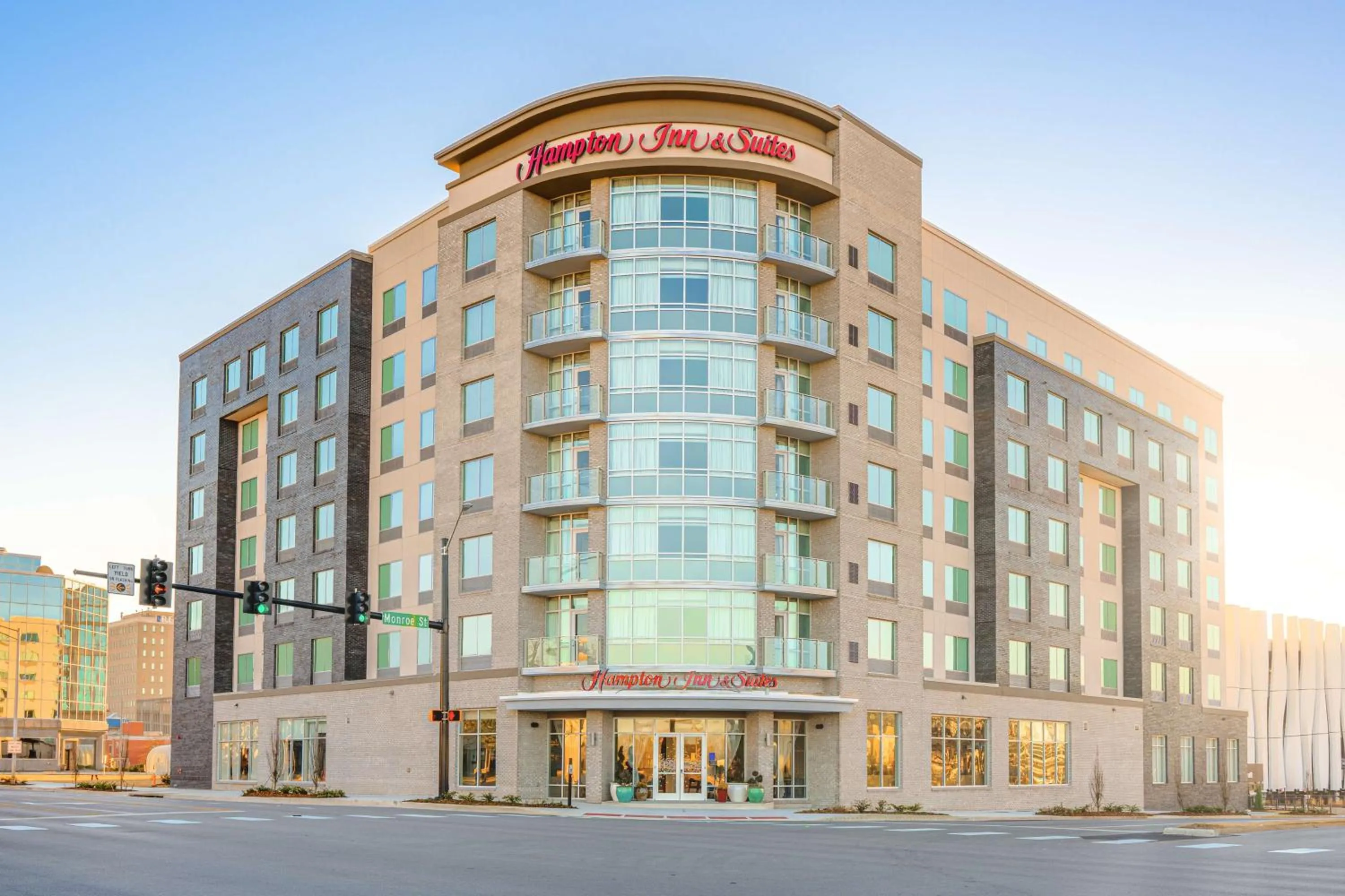 Property building in Hampton Inn & Suites Huntsville Downtown, Al