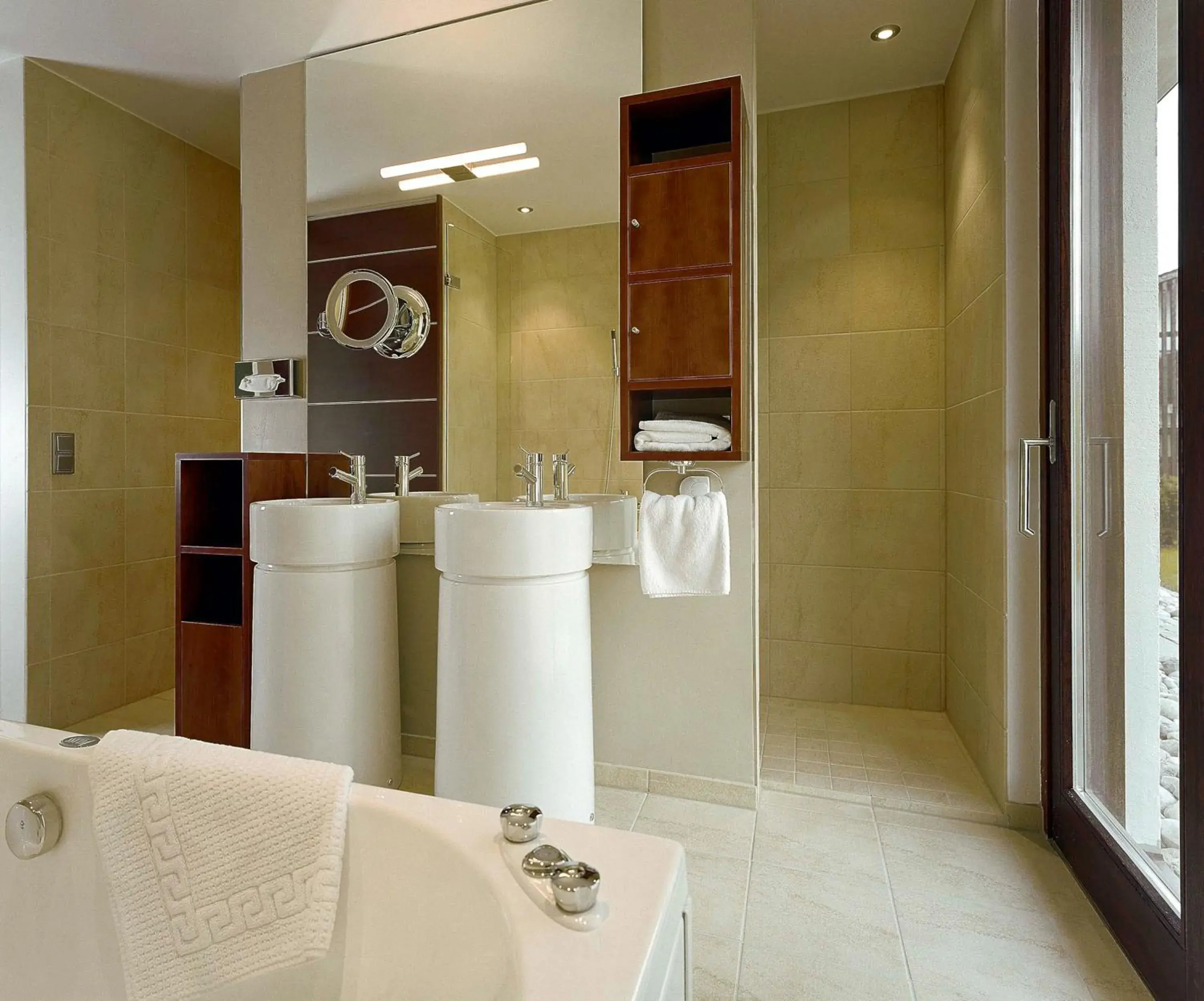 Bathroom in Hotel Marina