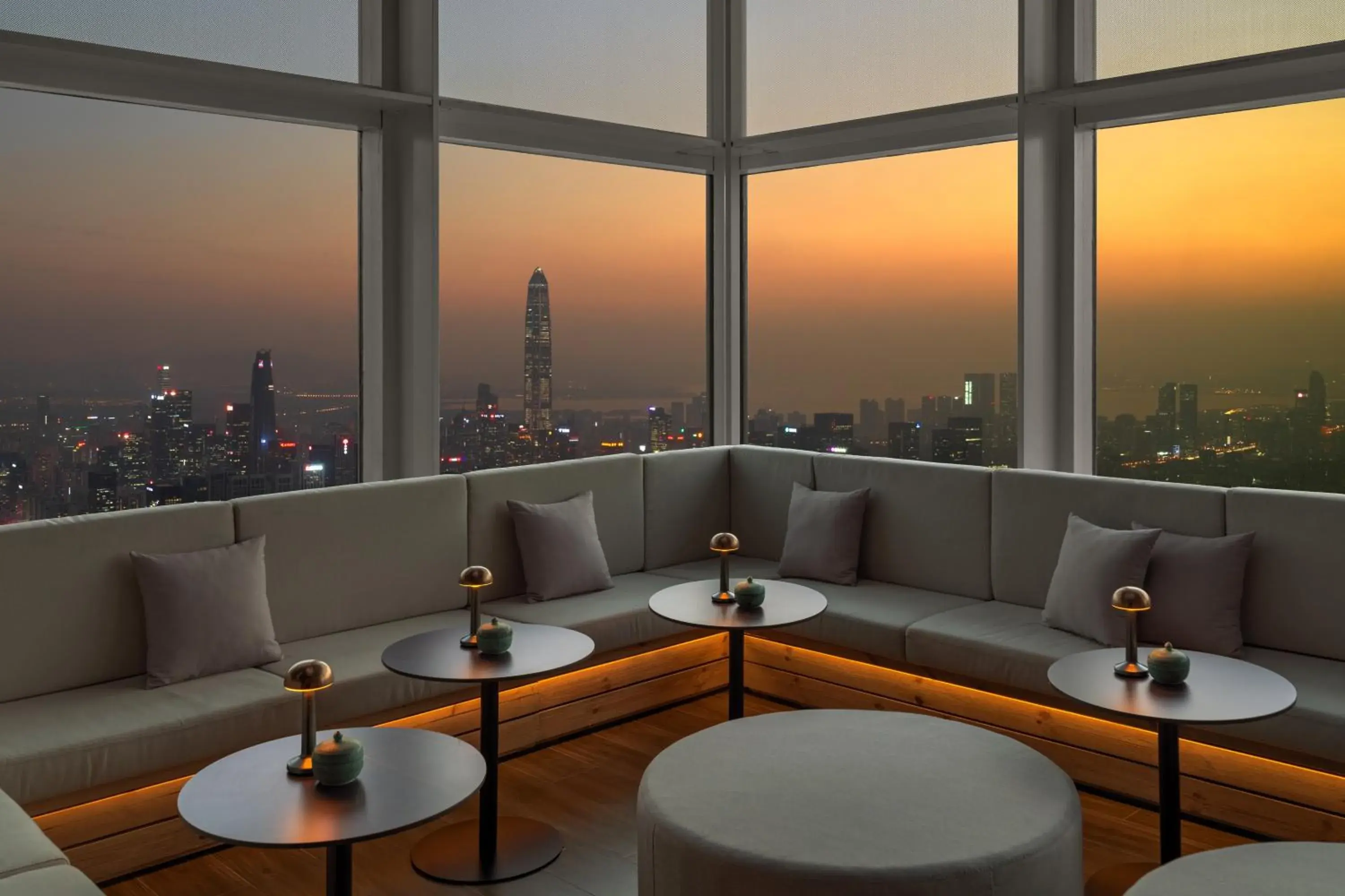 Restaurant/places to eat in Mandarin Oriental, Shenzhen Restaurant/places to eat in Mandarin Oriental, Shenzhen