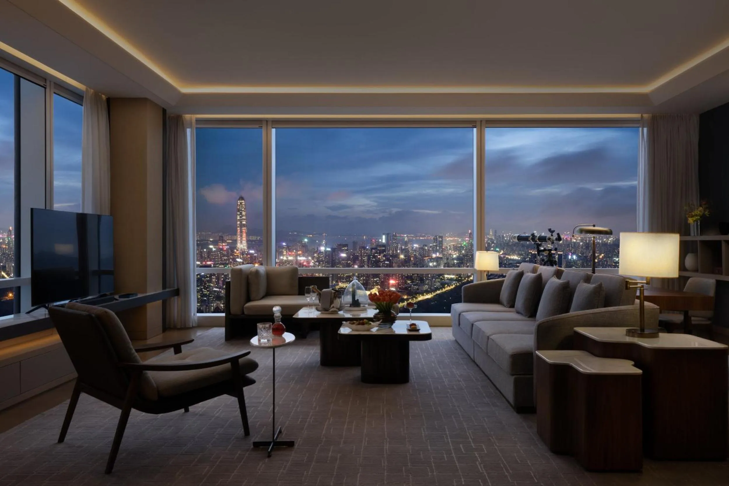 Bedroom in Mandarin Oriental, Shenzhen