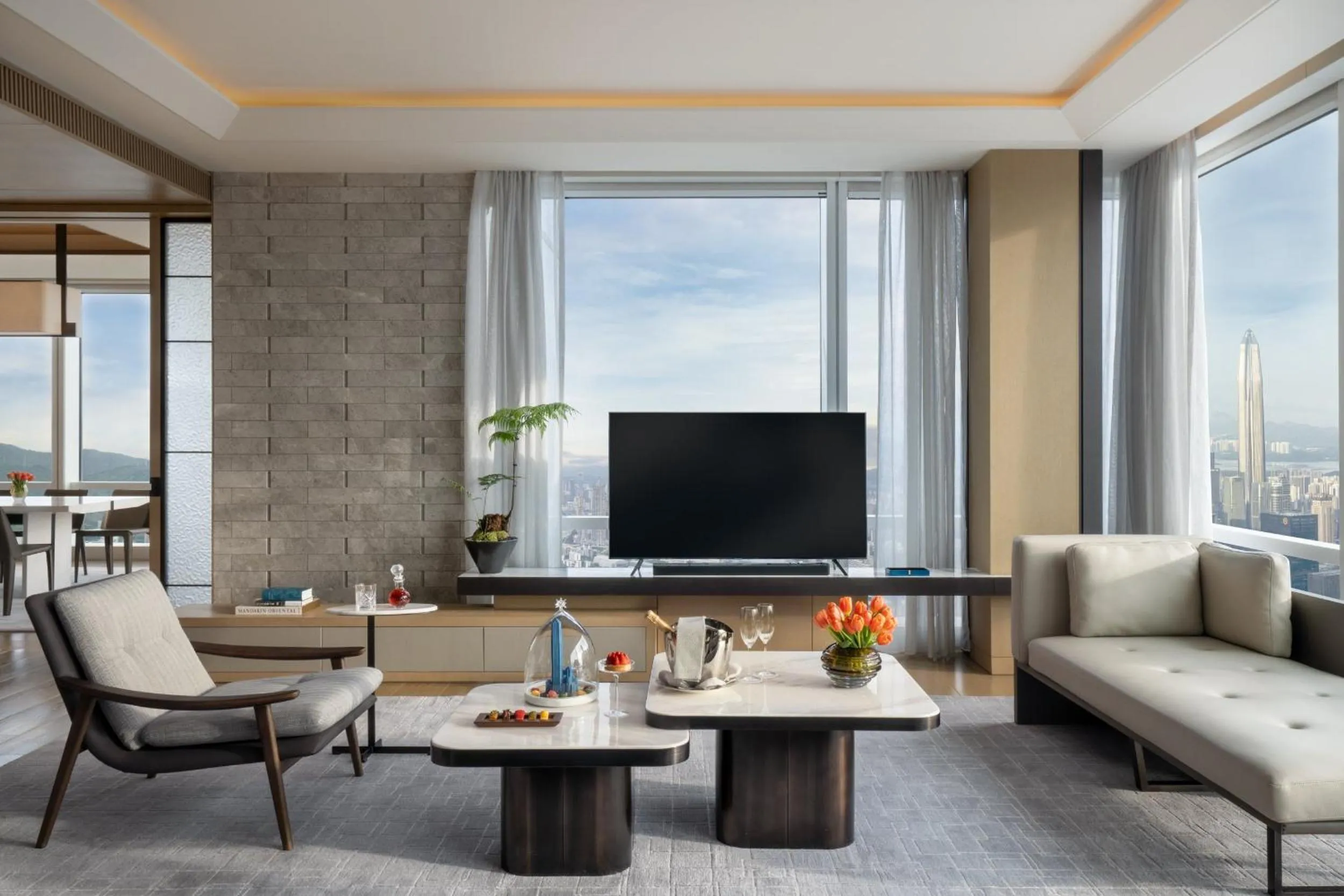 Bedroom in Mandarin Oriental, Shenzhen