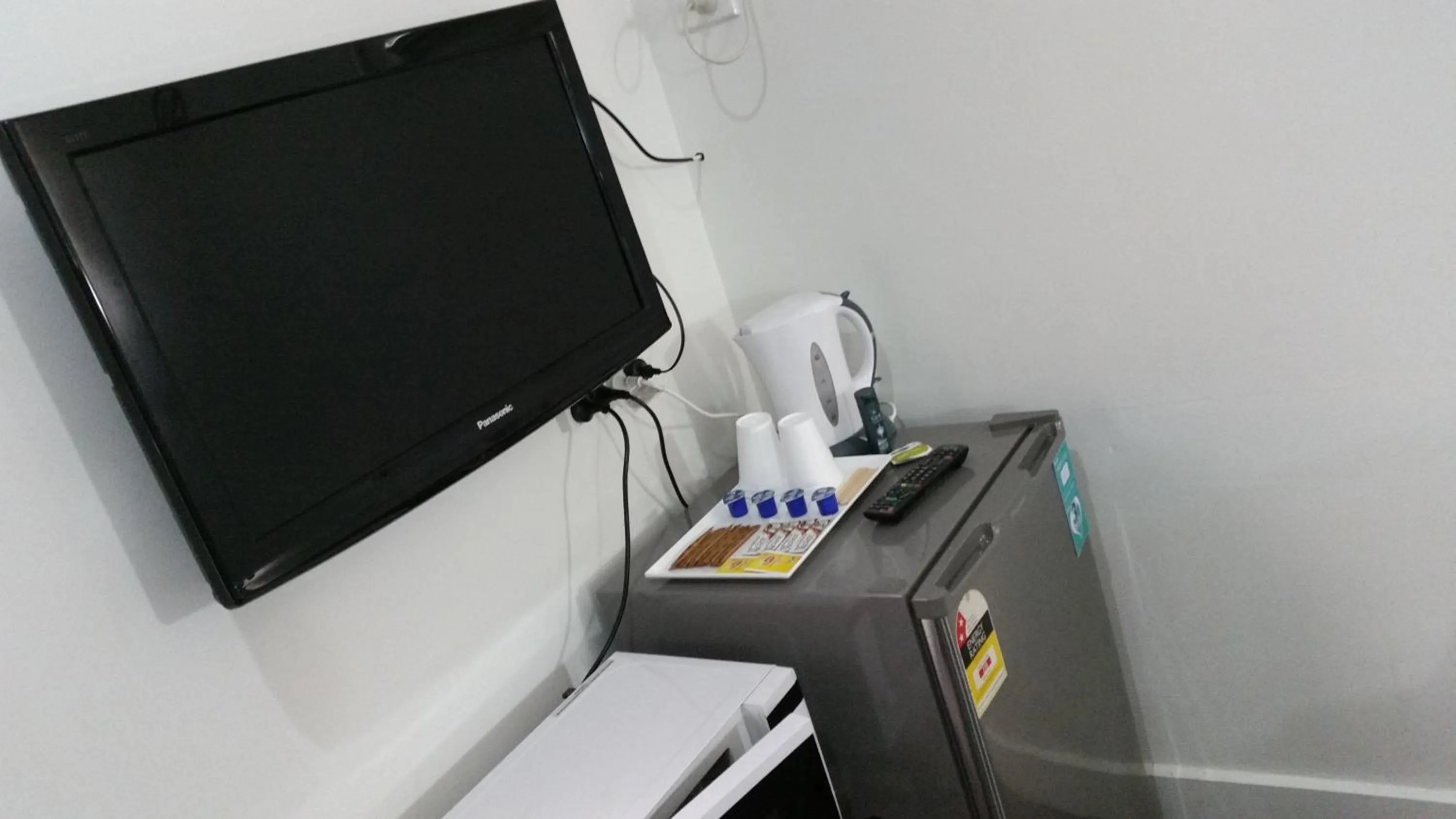 TV and multimedia in Perth City Motel