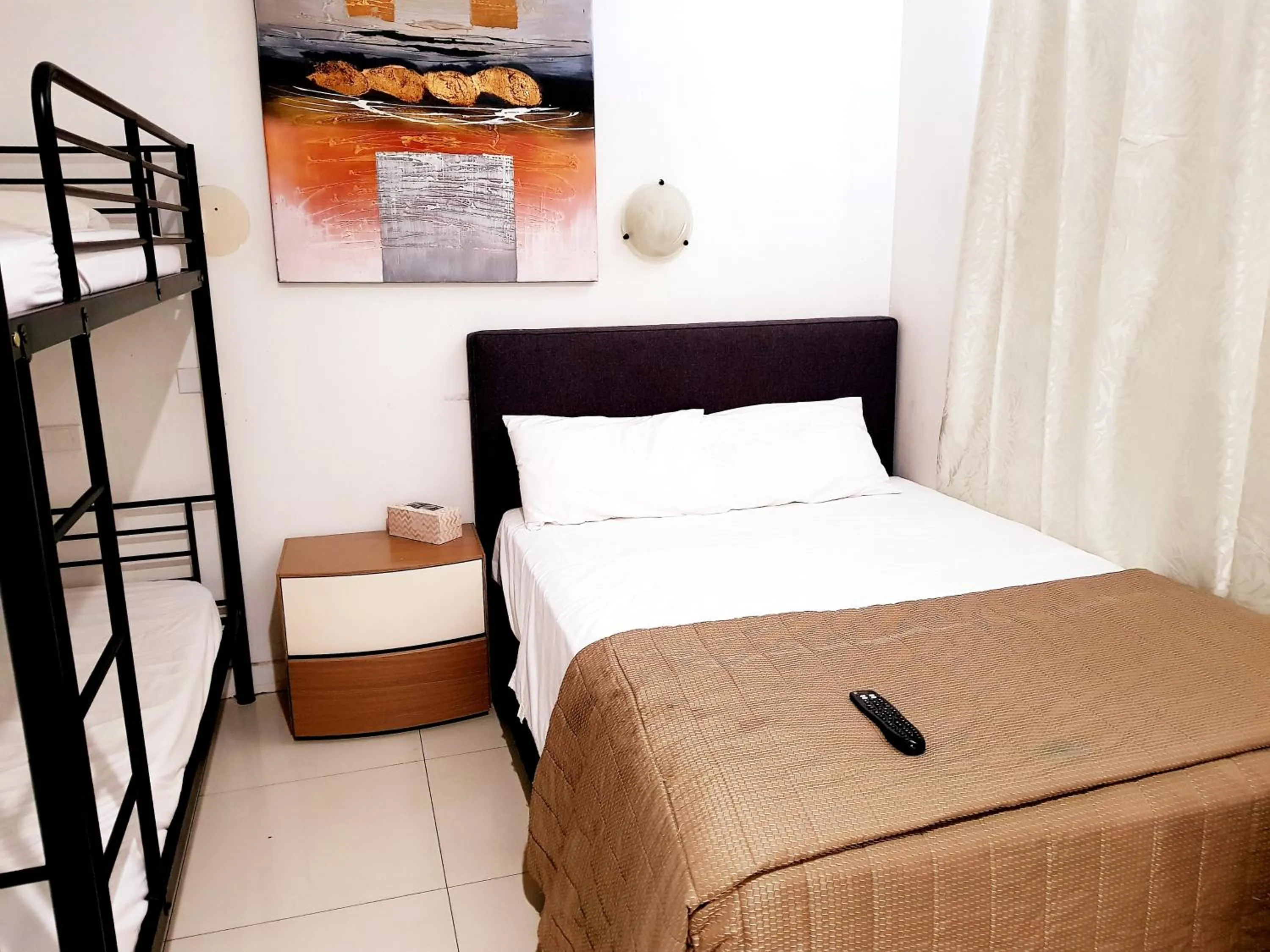 Bed in Perth City Motel